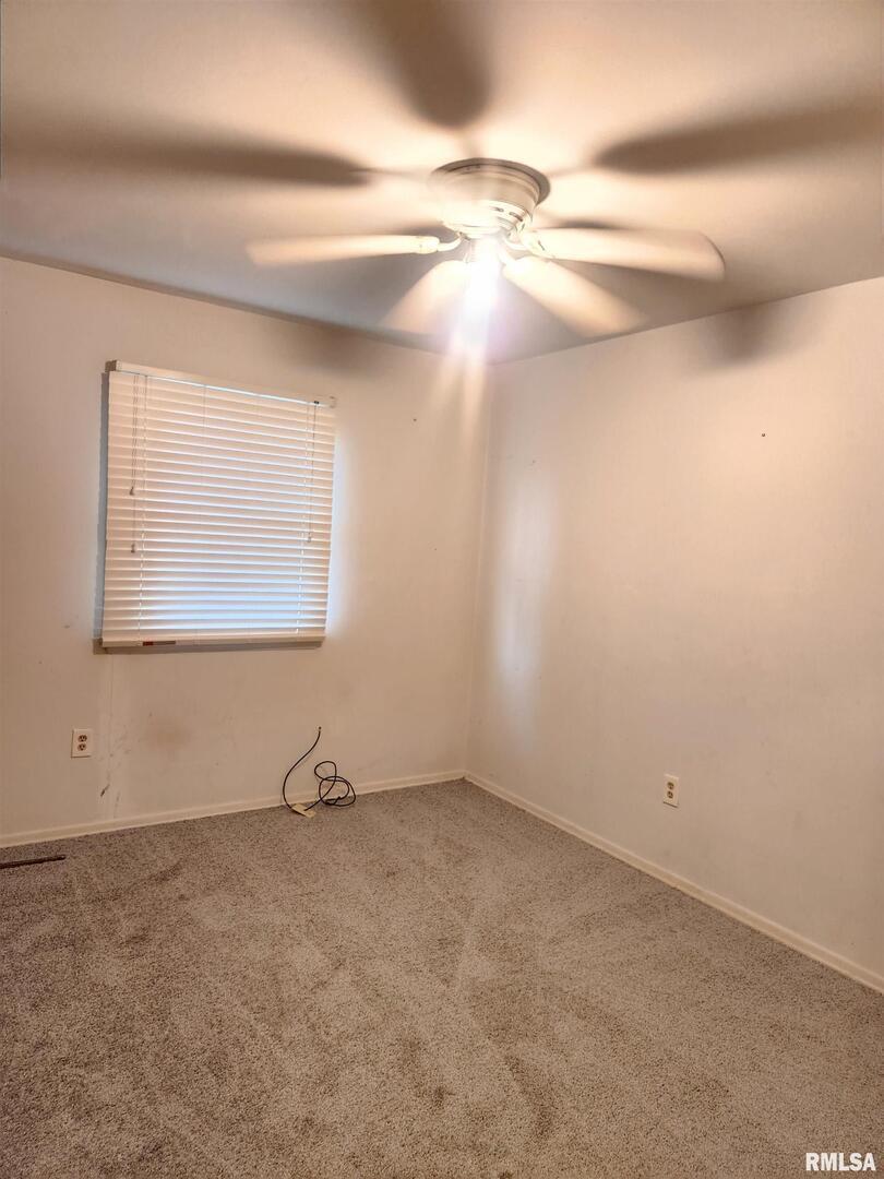 112 N Parrish Lane Property Photo 8