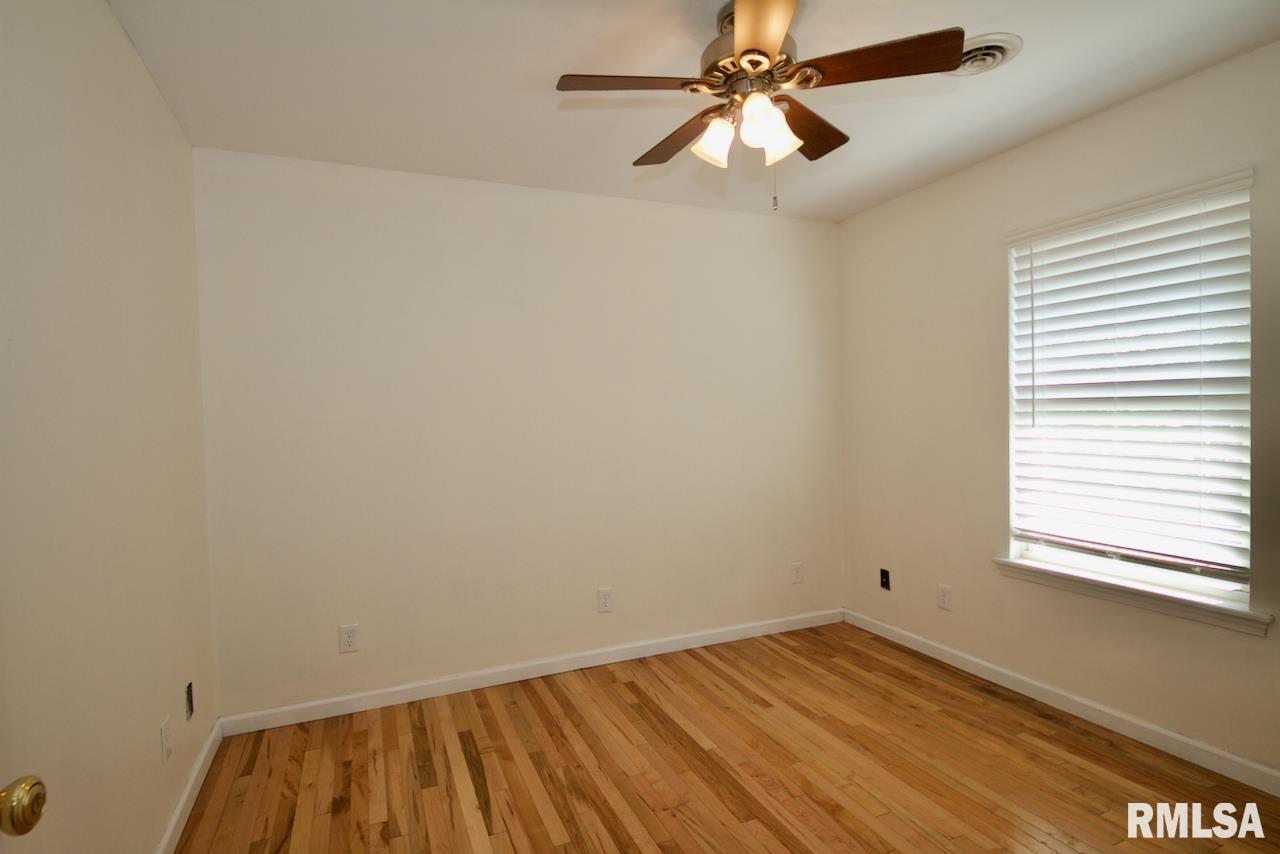 902 W Mill Street 904,906,908 Property Photo 18