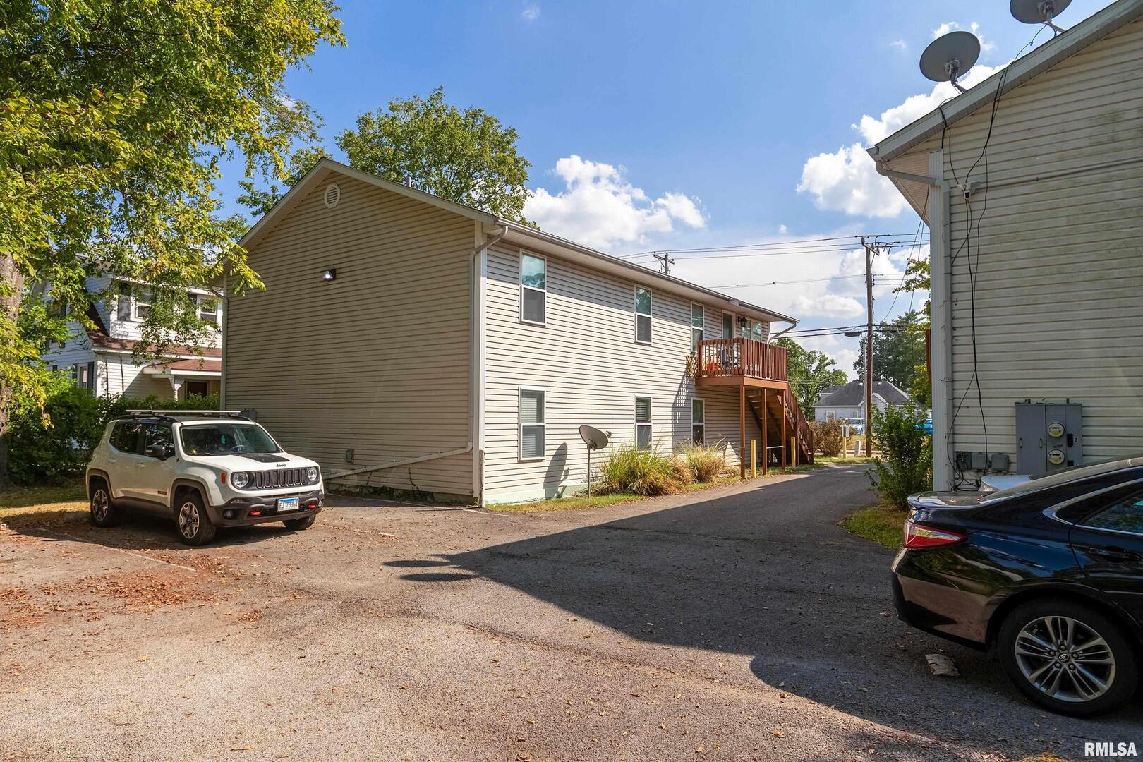 902 W Mill Street 904,906,908 Property Photo 22