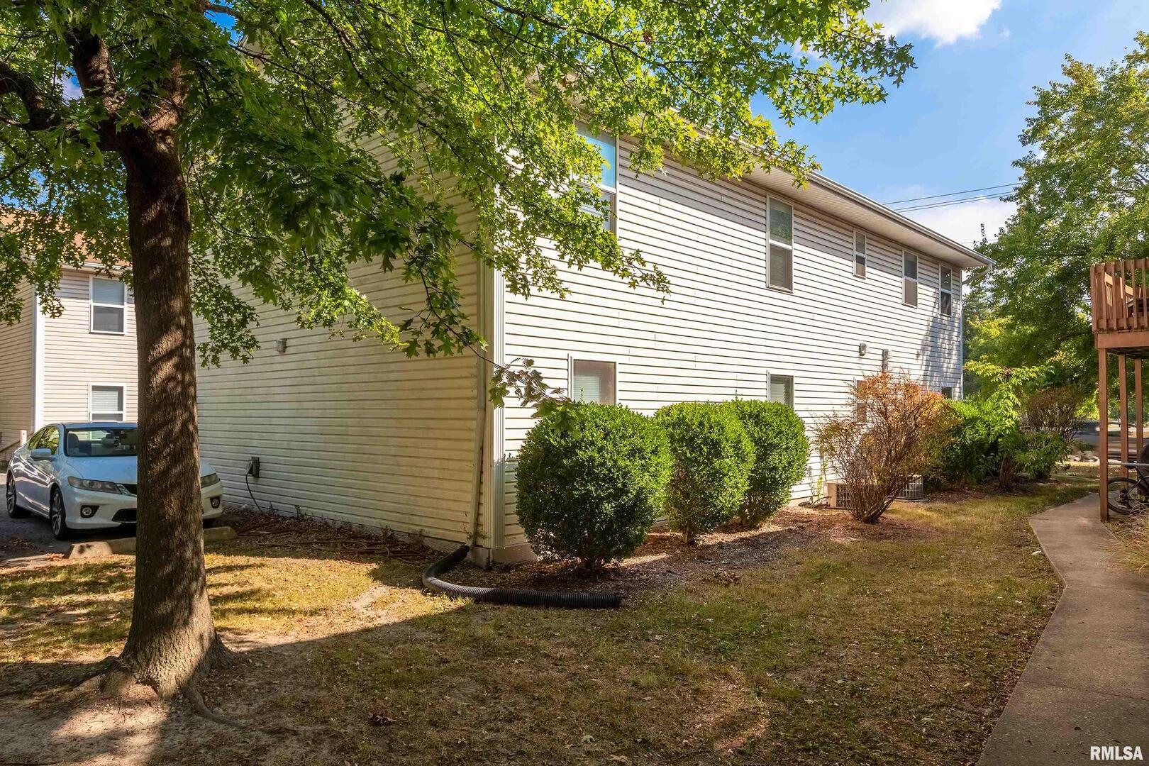 902 W Mill Street 904,906,908 Property Photo 27