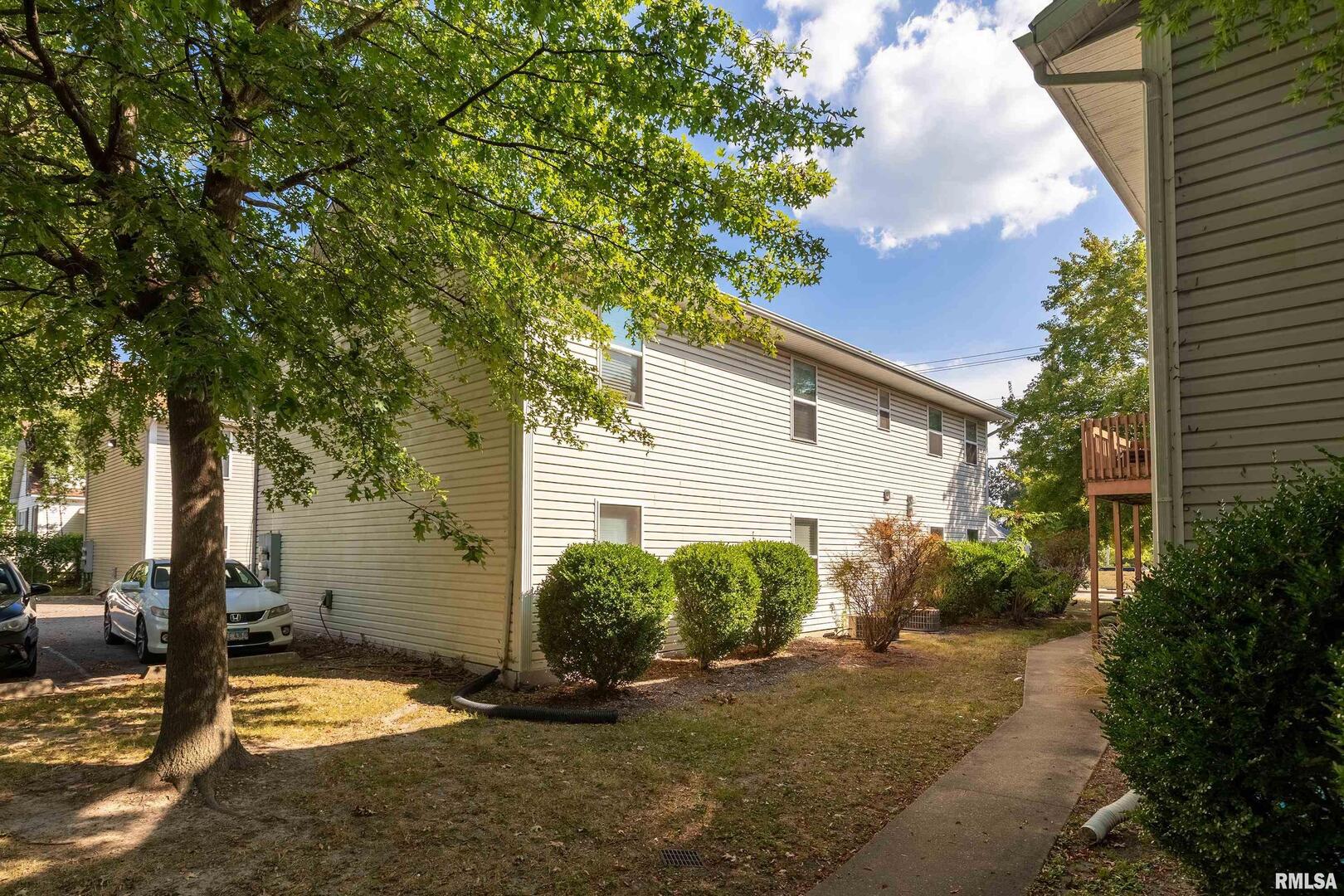 902 W Mill Street 904,906,908 Property Photo 28