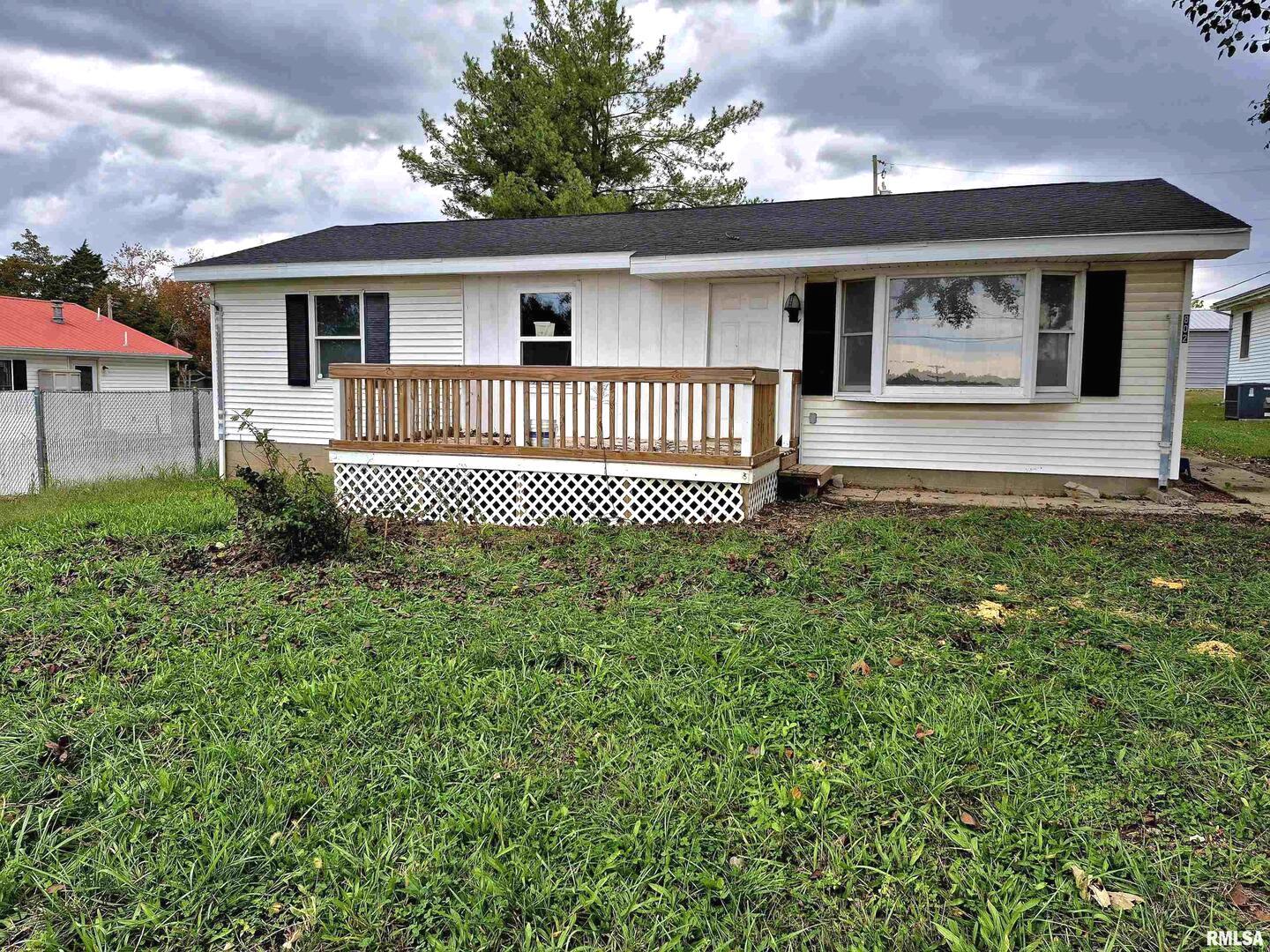 802 Dillard Street Property Photo 1