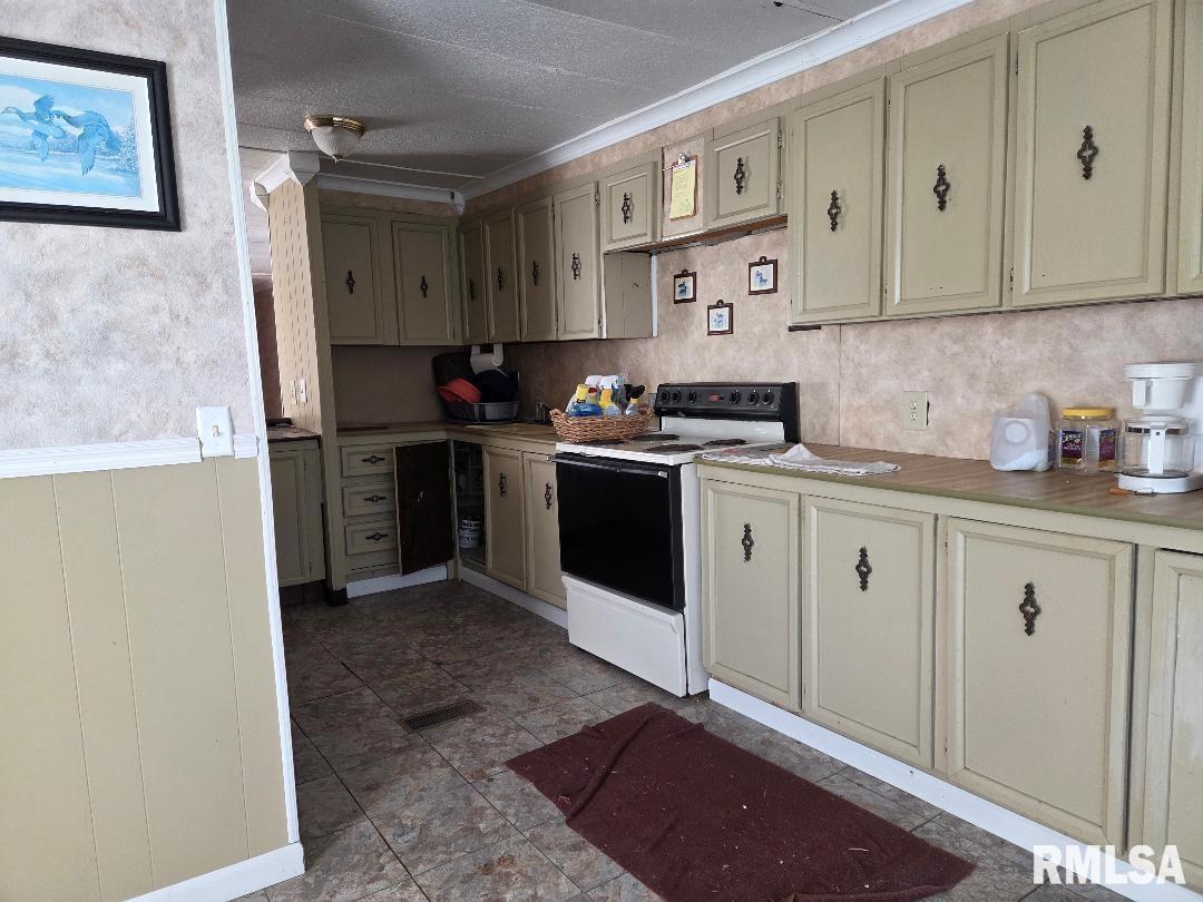 25637 Route 3 Road Property Photo 11