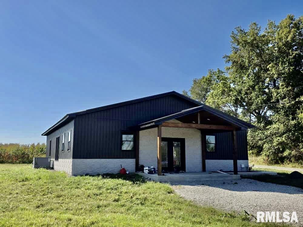 1934 County Road 315 E Road Property Photo 1