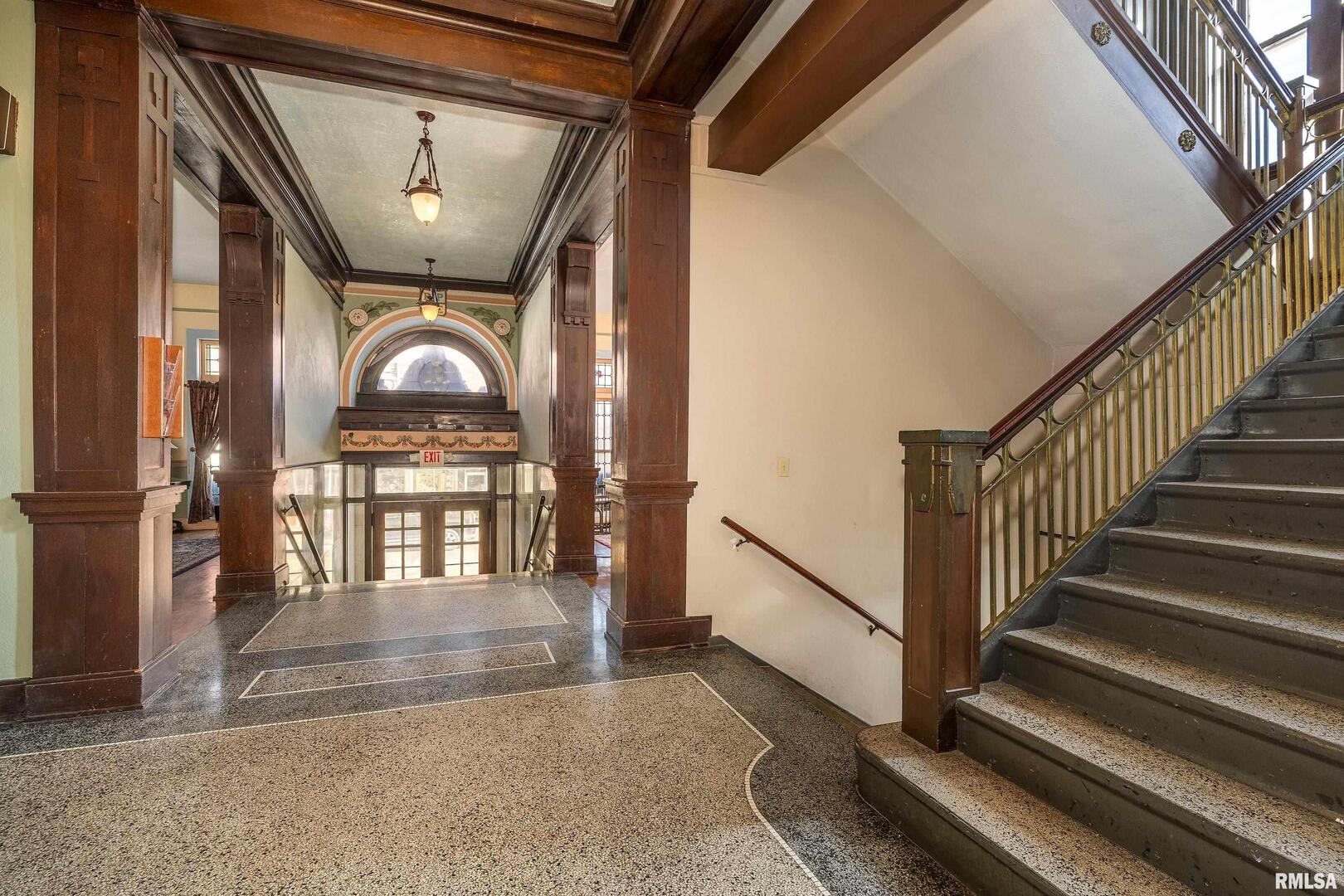 1329 Walnut Street Property Photo 15