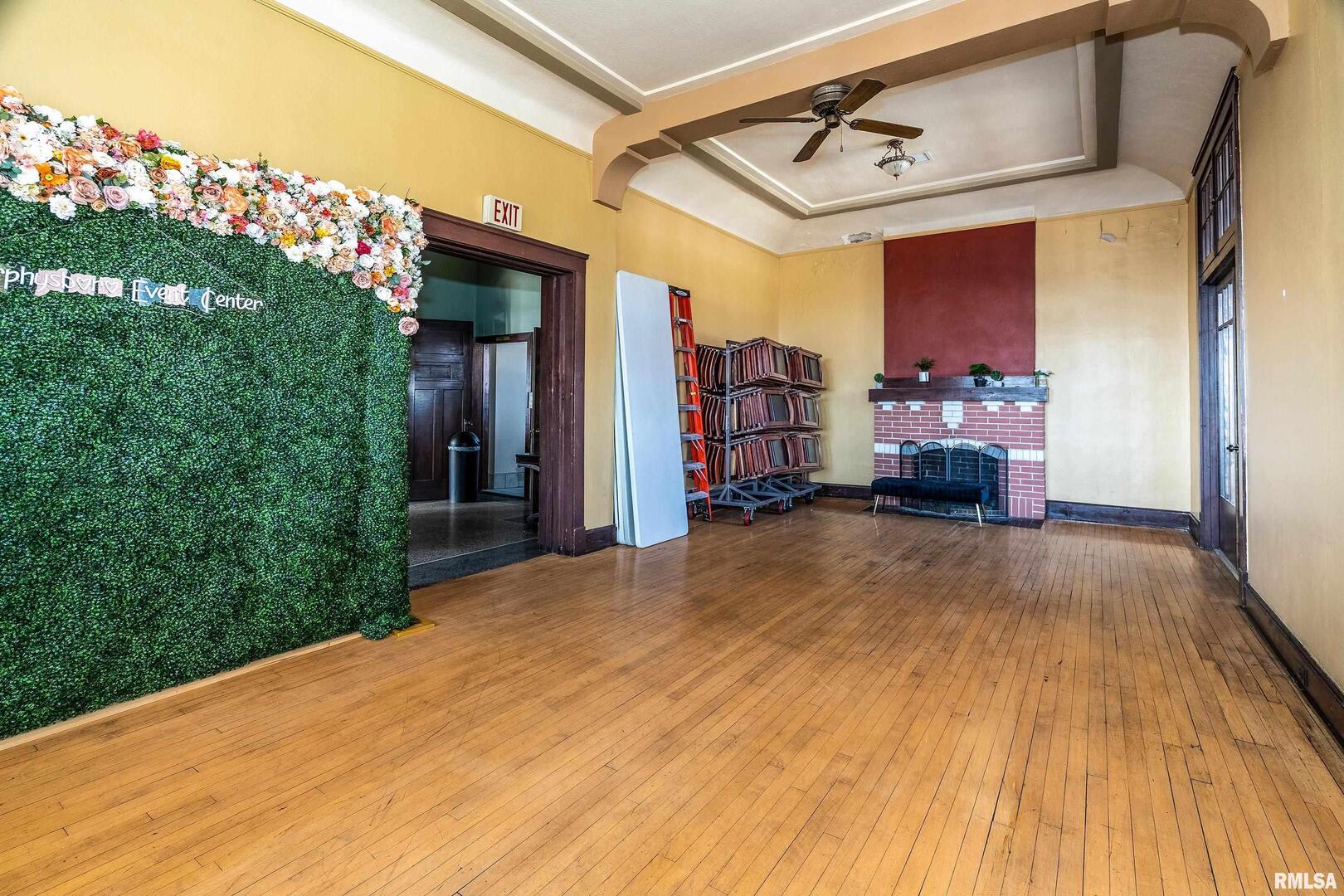 1329 Walnut Street Property Photo 20