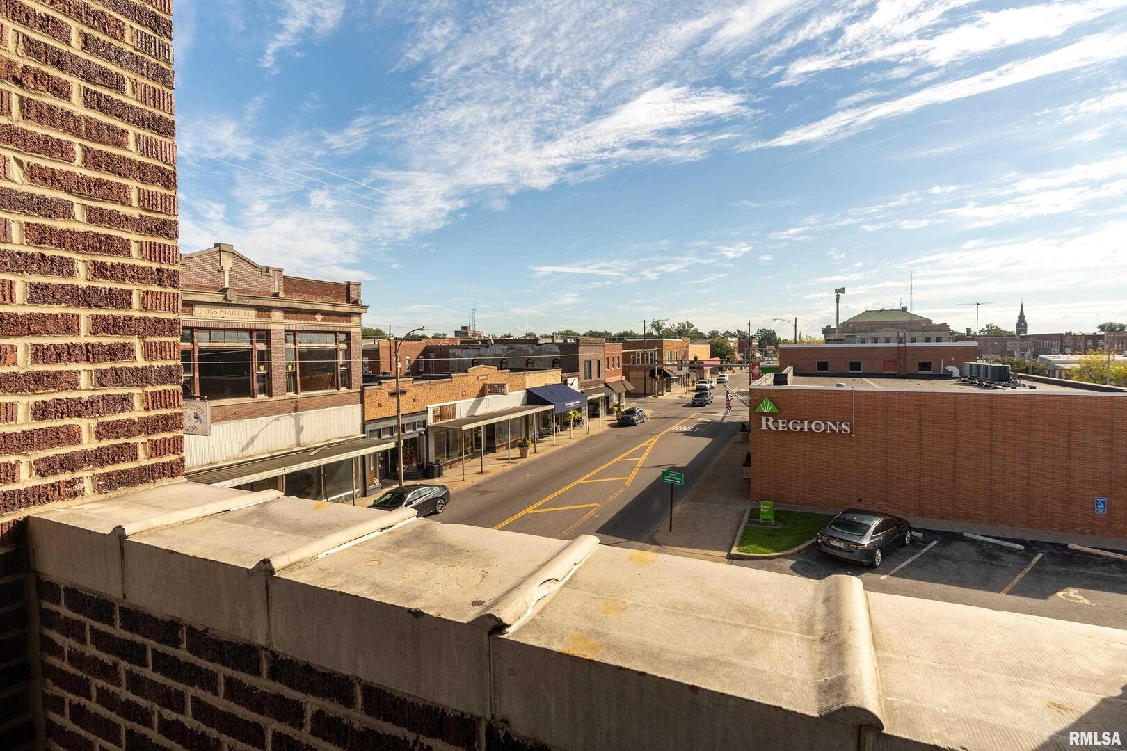 1329 Walnut Street Property Photo 23
