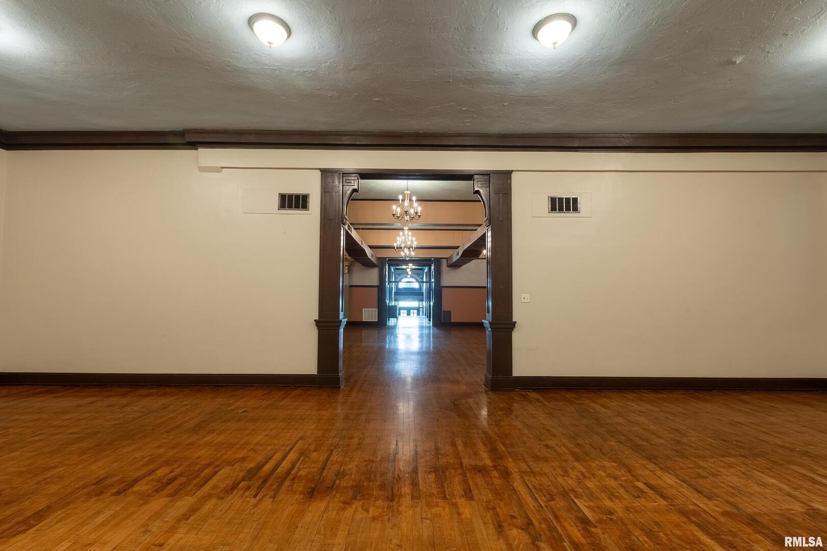 1329 Walnut Street Property Photo 27