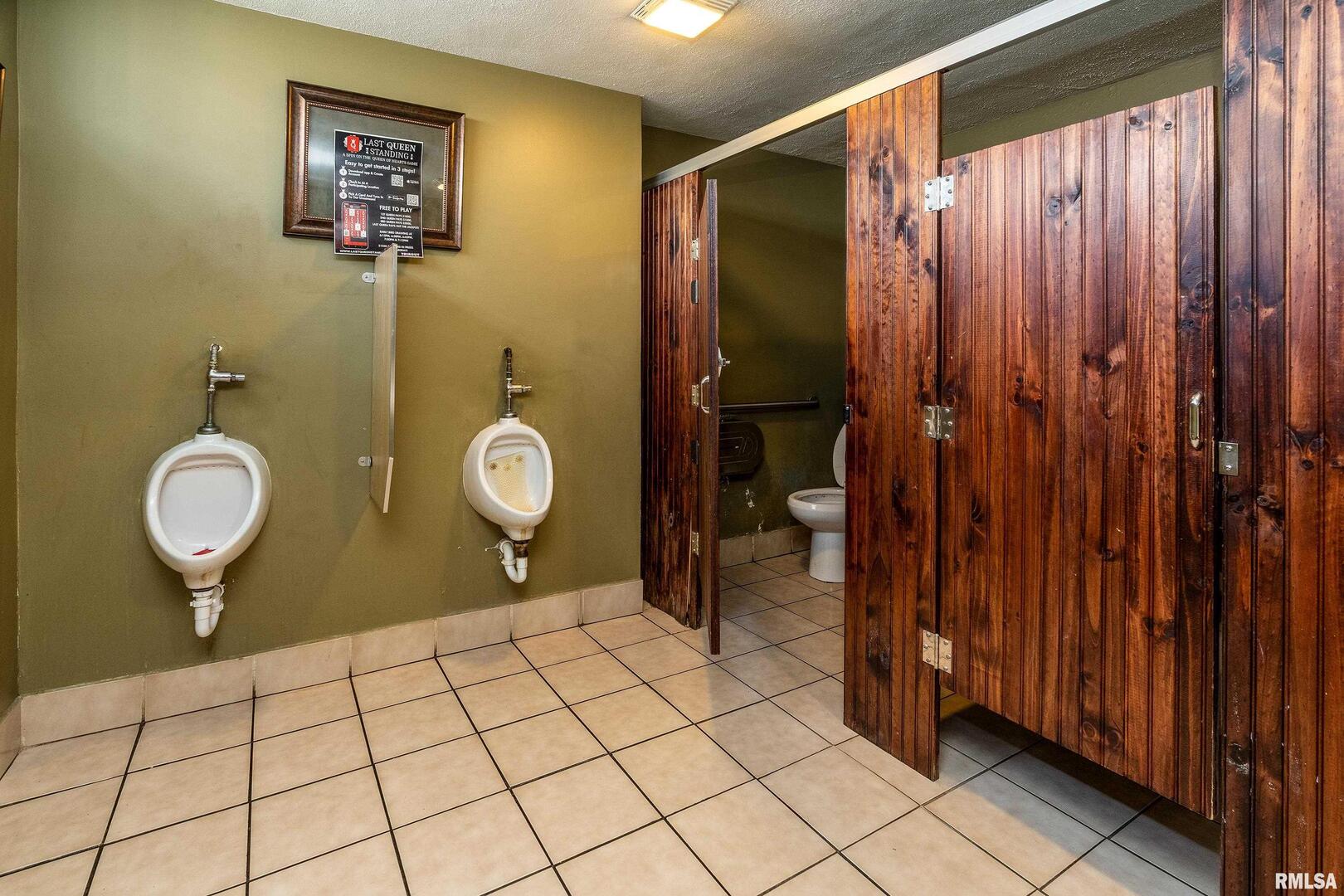 1329 Walnut Street Property Photo 51