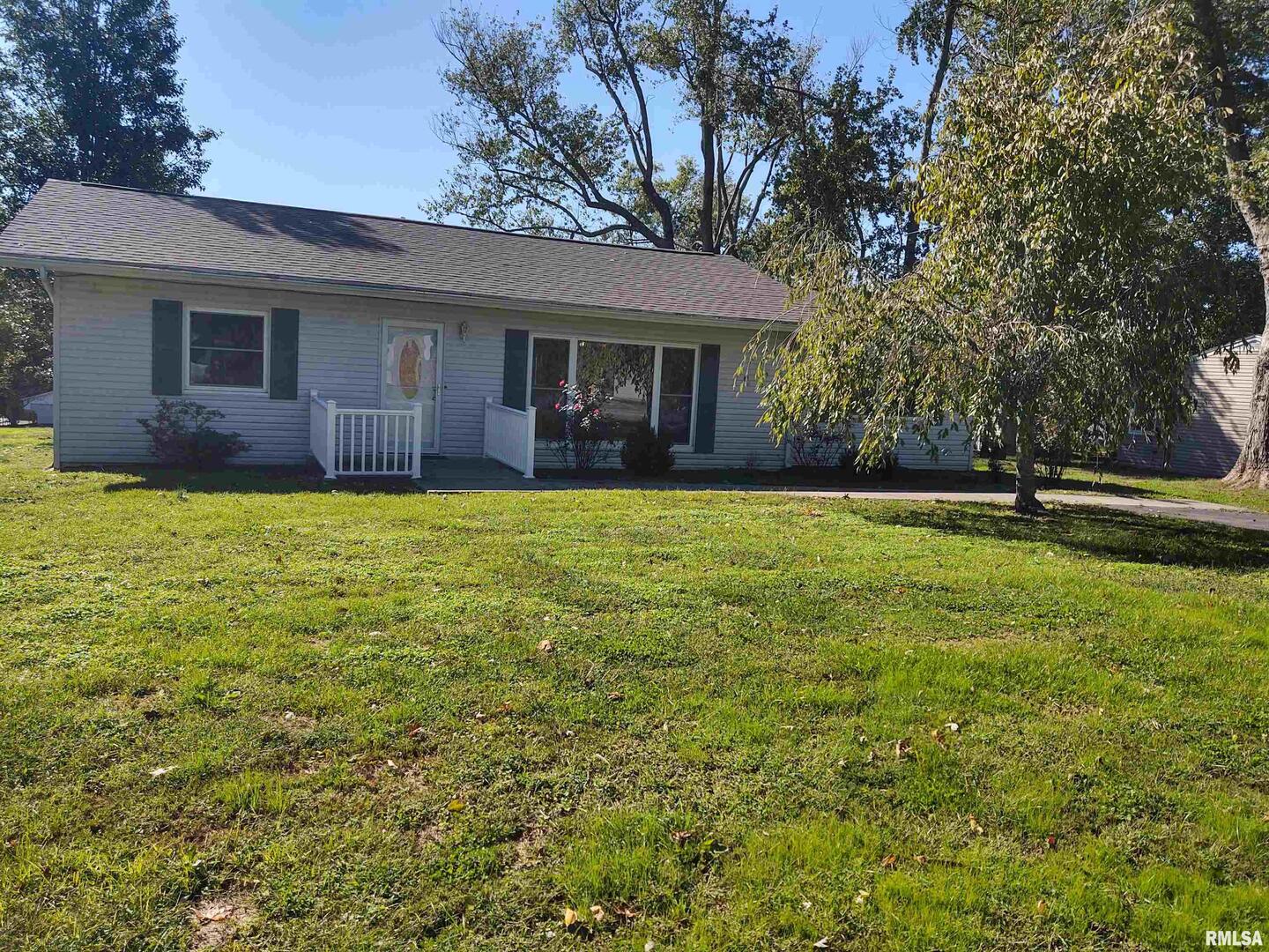 901 Locust Street Property Photo 1
