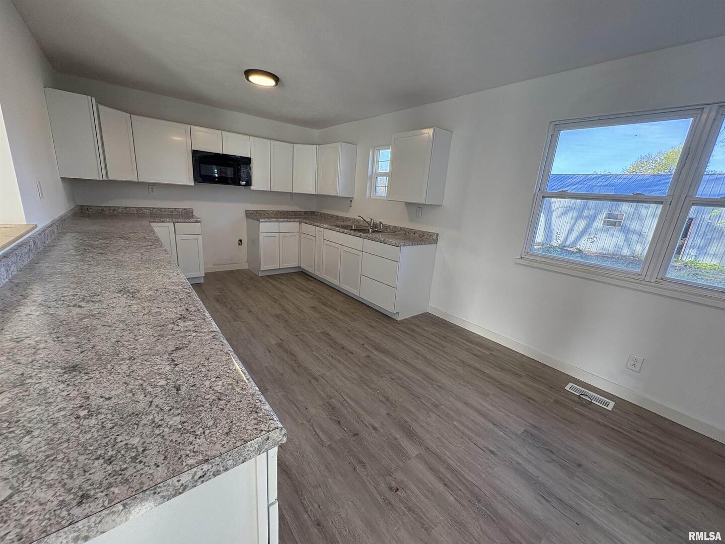 3305 Selmaville Road Property Photo 5