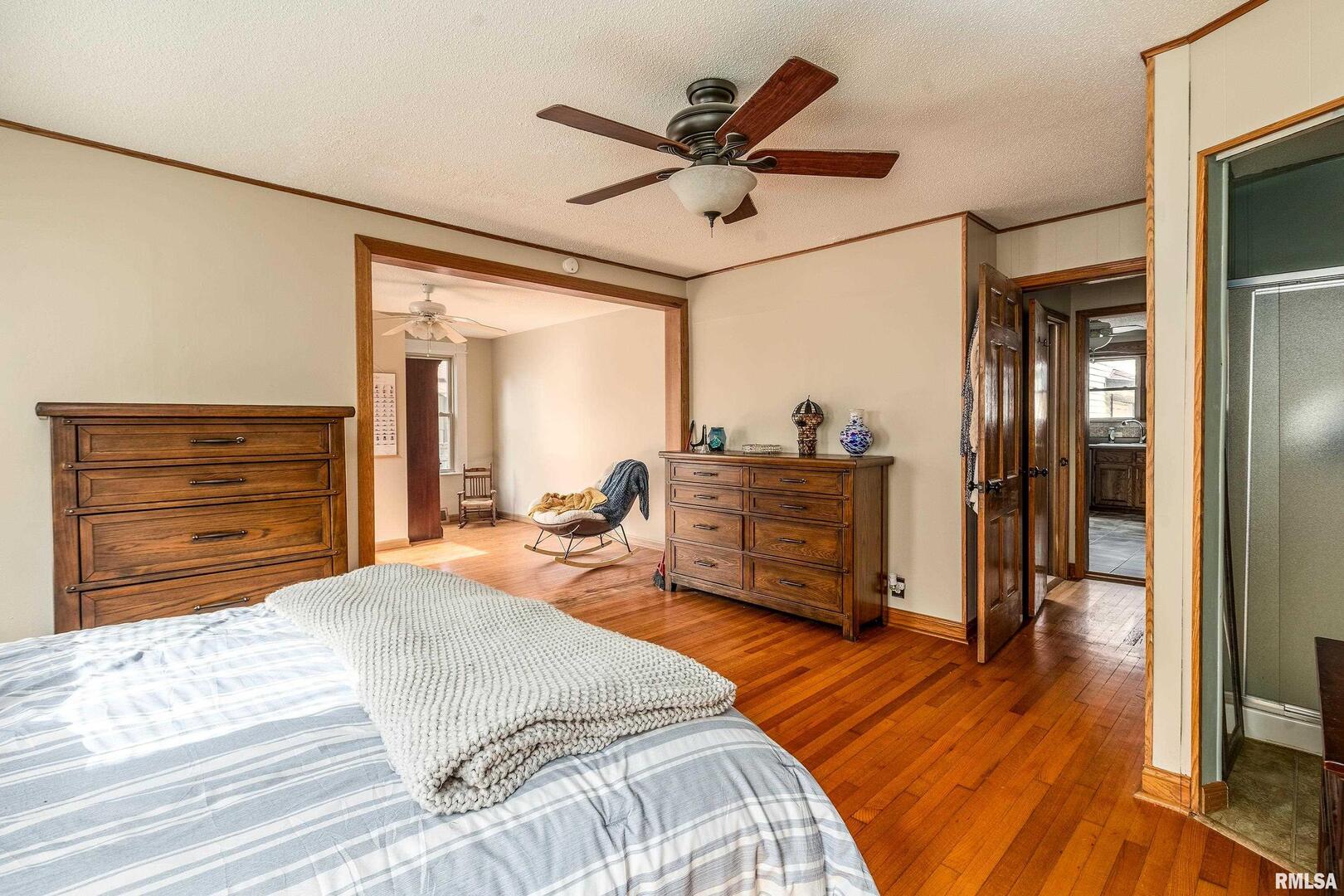 306 S Madison Street Property Photo 16