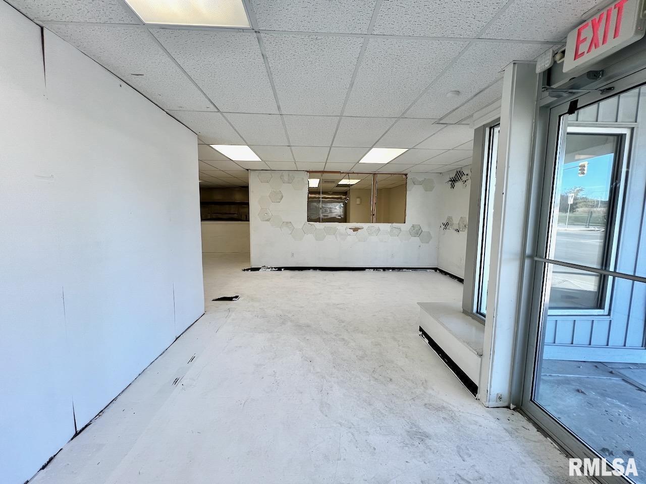 718 S Illinois Avenue Property Photo 6