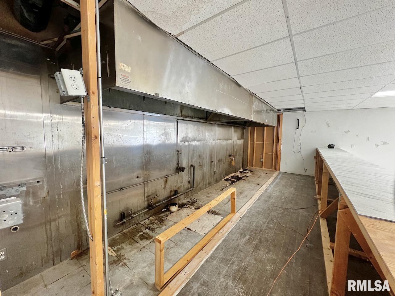 718 S Illinois Avenue Property Photo 17