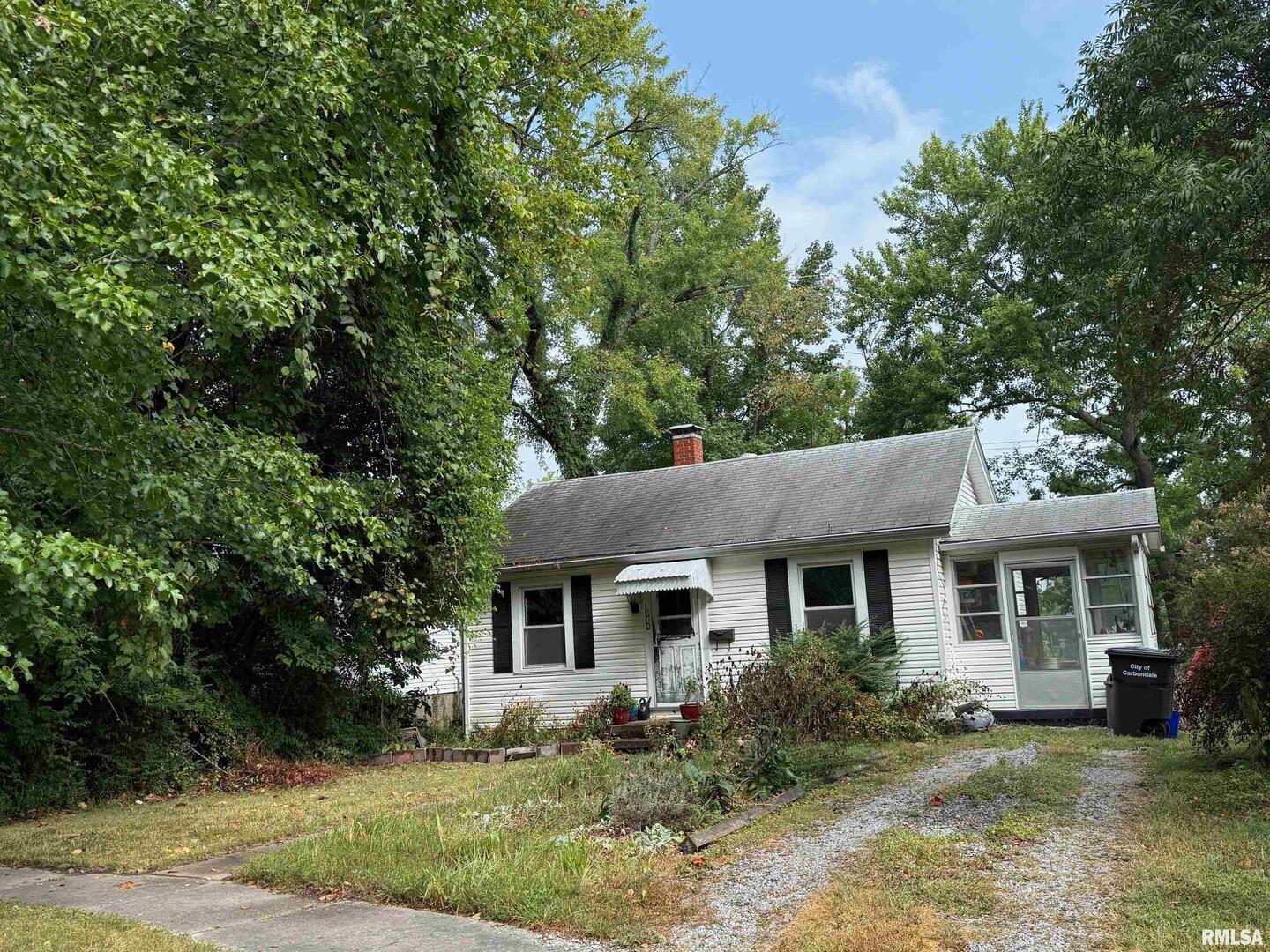 1010 W Walkup Avenue Property Photo 16
