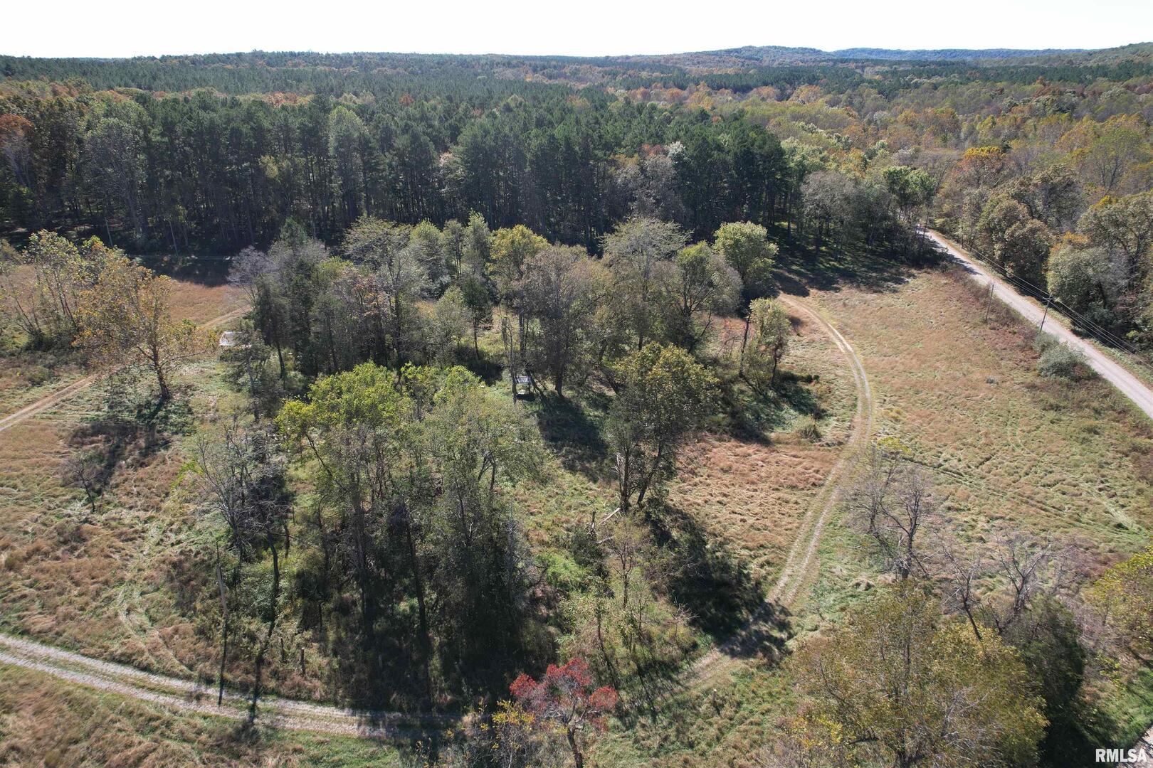 000 Lusk Road Property Photo 2