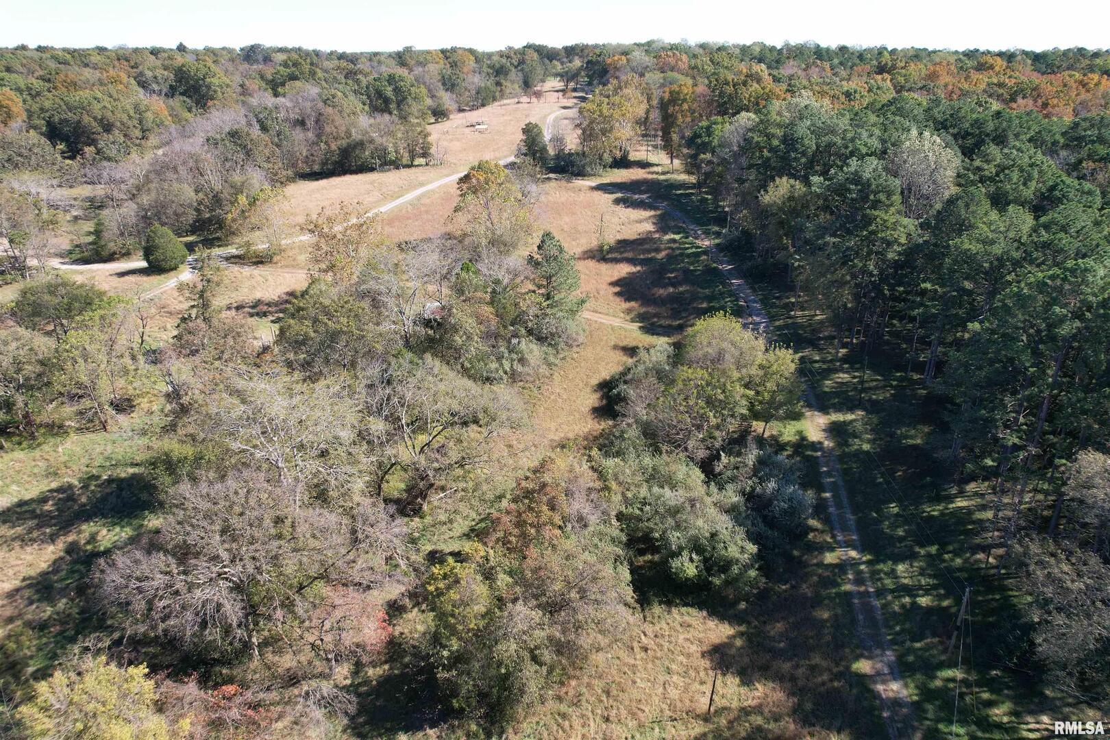 000 Lusk Road Property Photo 5