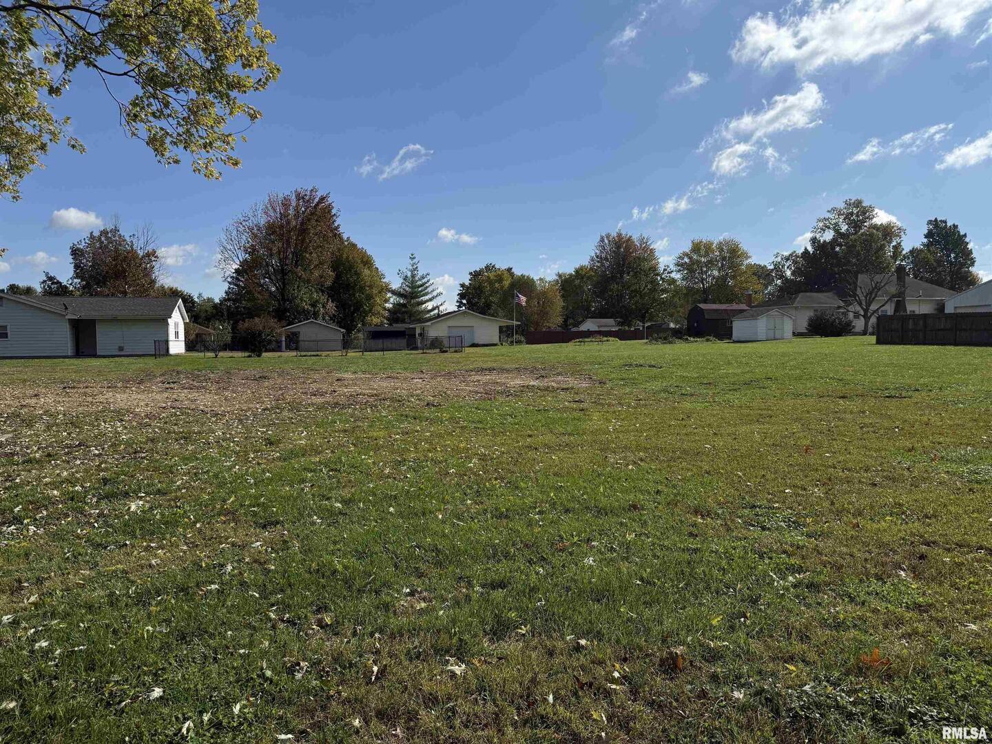 1103 W Boulevard St Street A & B Property Photo 25