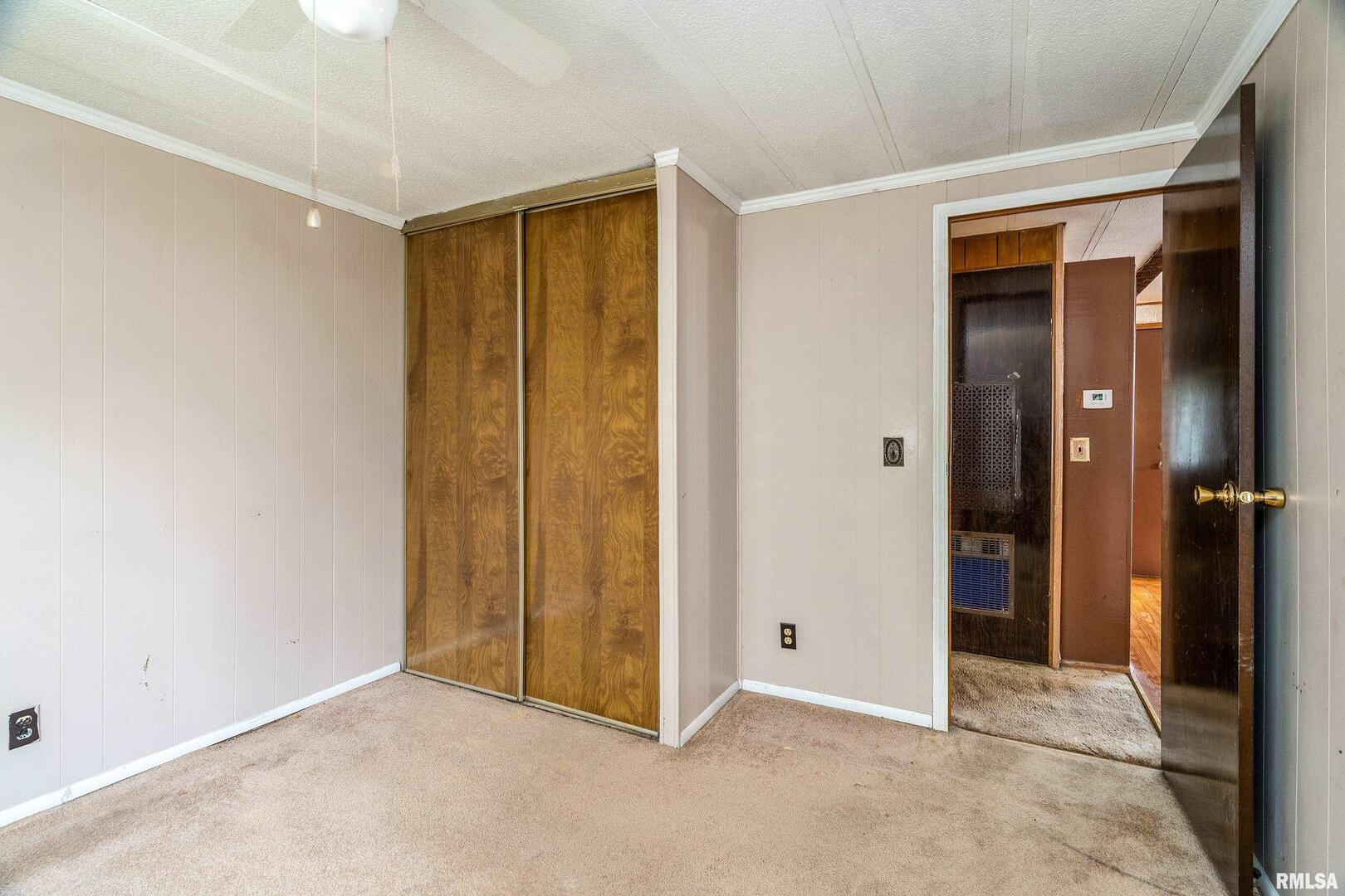208 W Pennsylvania Avenue Property Photo 20