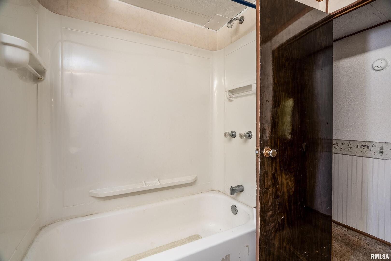 208 W Pennsylvania Avenue Property Photo 22
