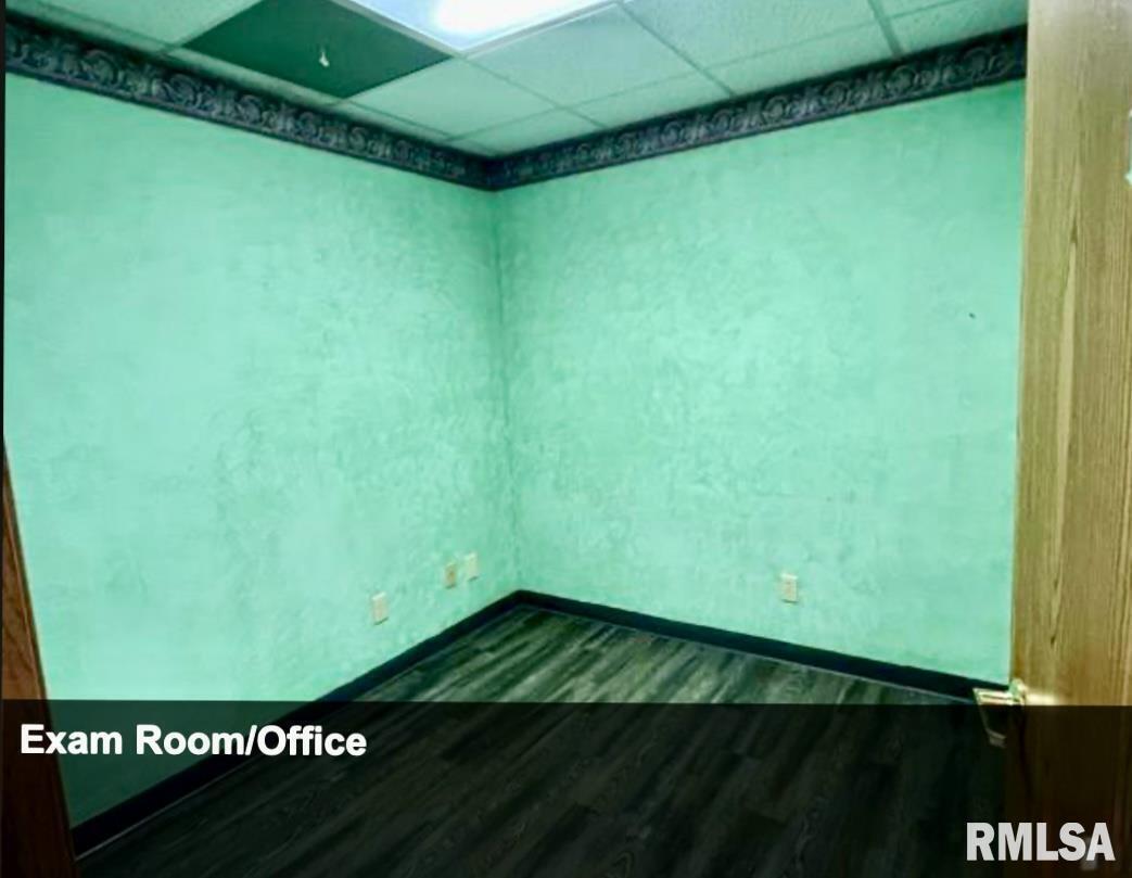 1009 S 42nd Street Suite 1 Property Photo 15