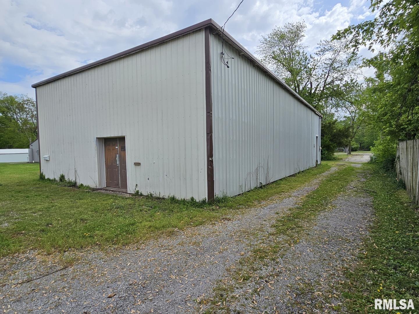 314 S 5th Street Property Photo 2
