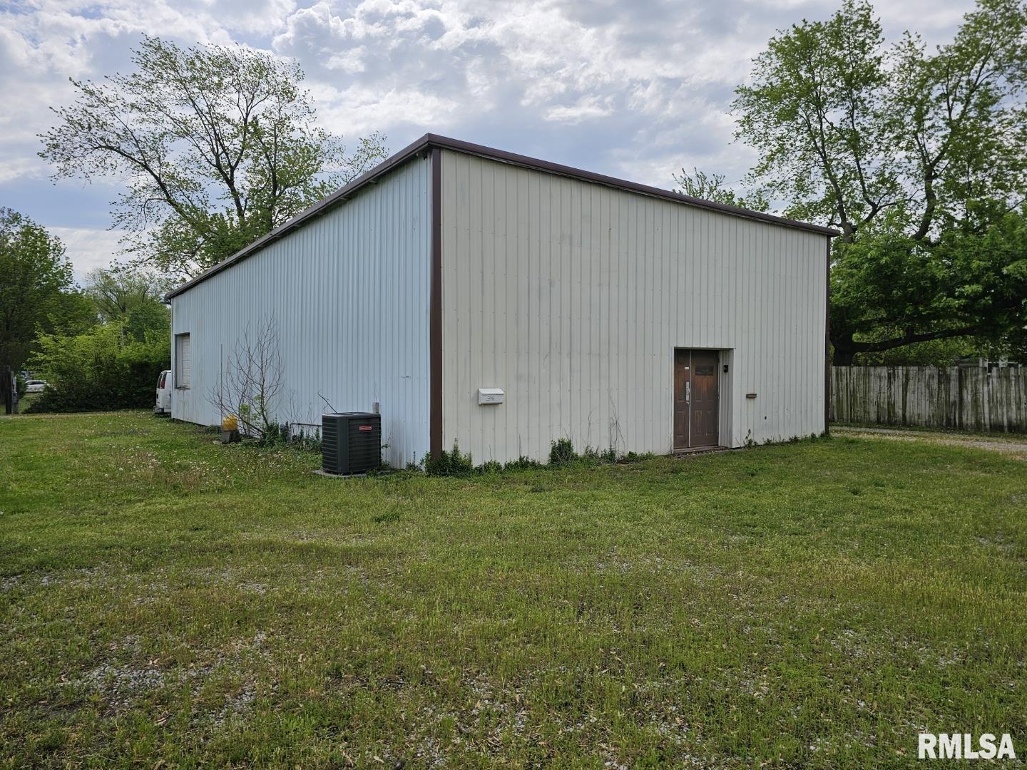 314 S 5th Street Property Photo 3