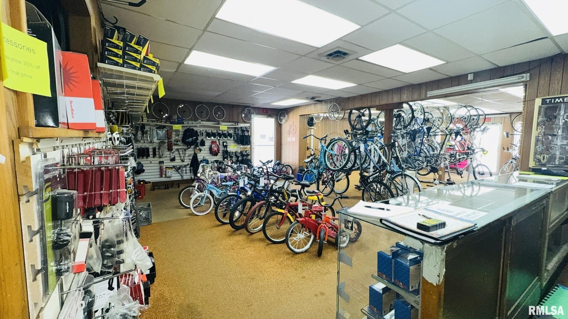 1103 N Main Street Property Photo 6