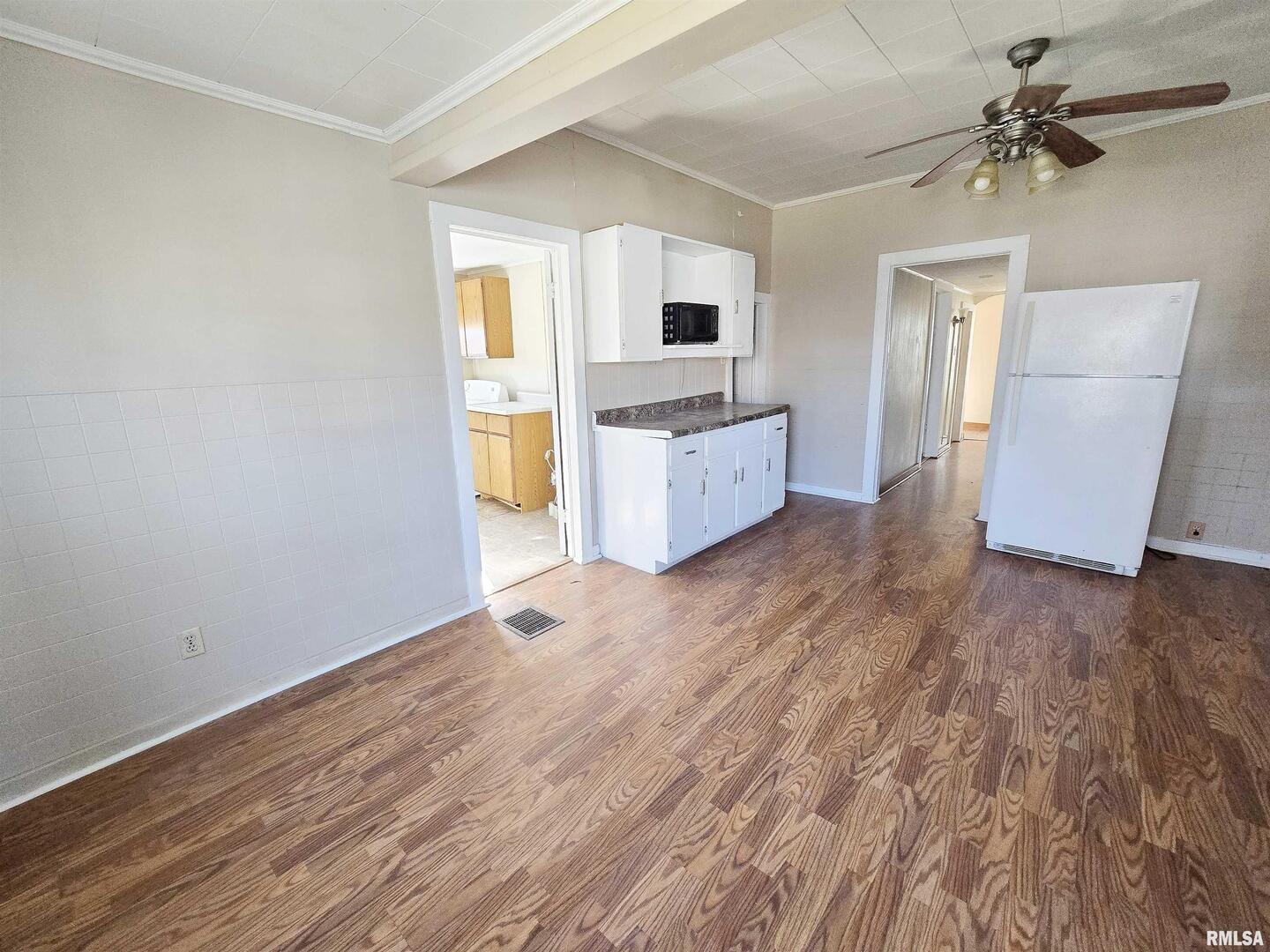 900 S 16th Street Property Photo 10