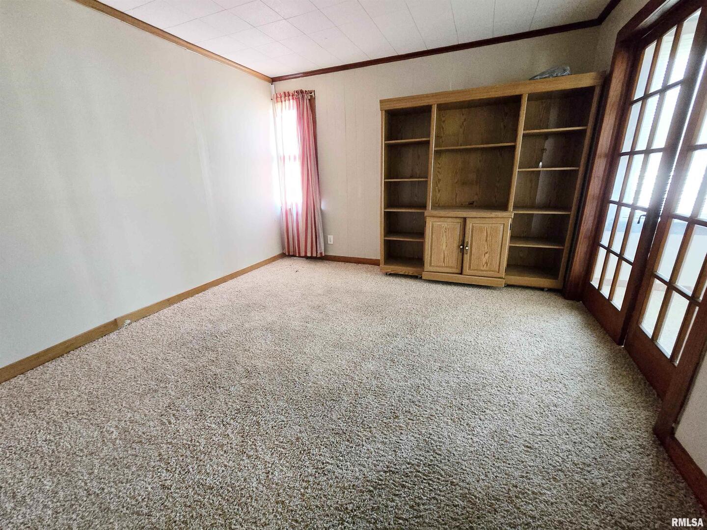 900 S 16th Street Property Photo 12