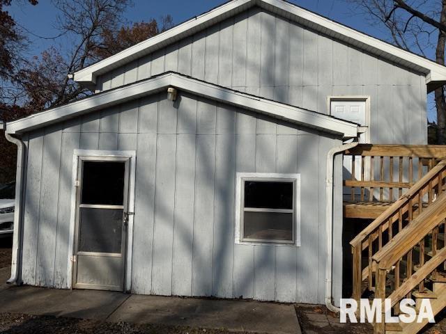 601 W Willow Street Property Photo 3