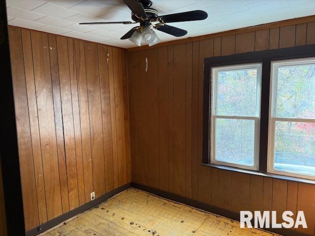 601 W Willow Street Property Photo 11