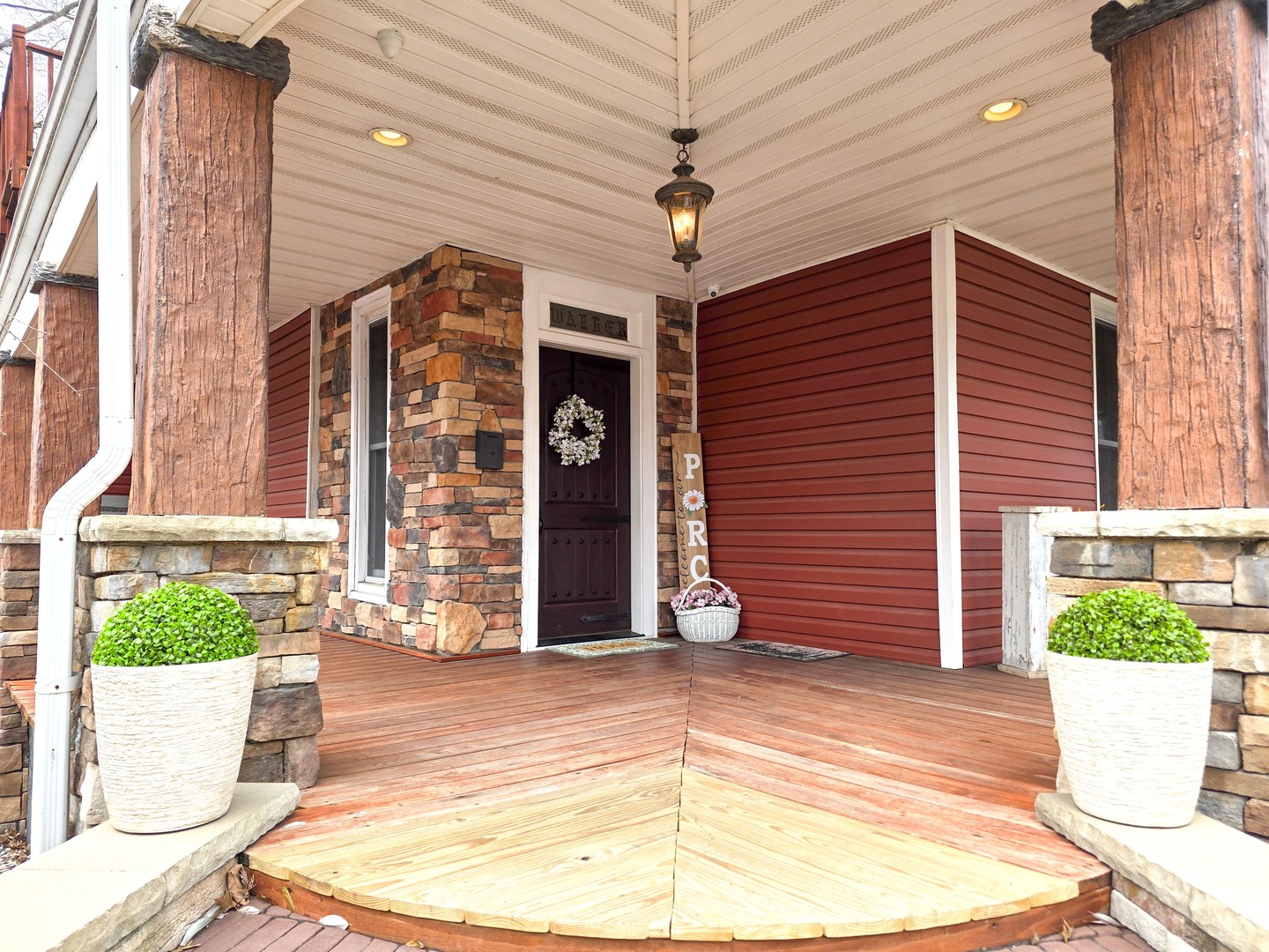 521 N Locust Street Property Photo 12