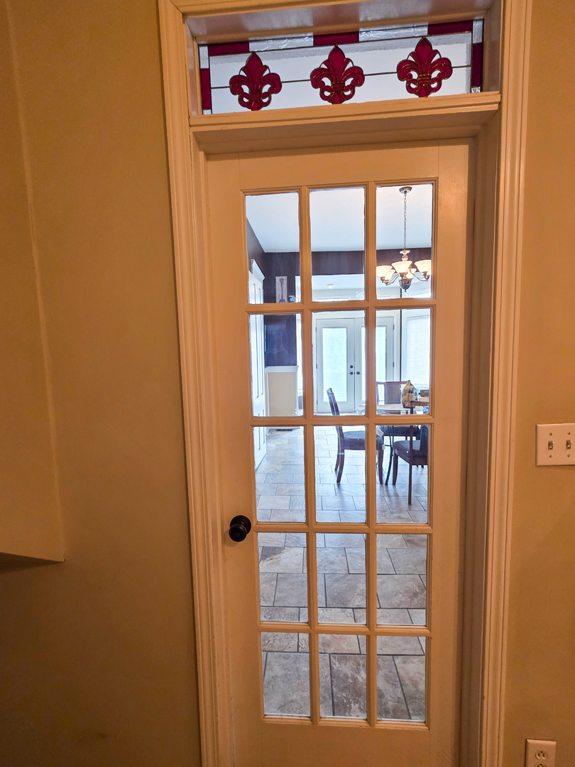 521 N Locust Street Property Photo 54