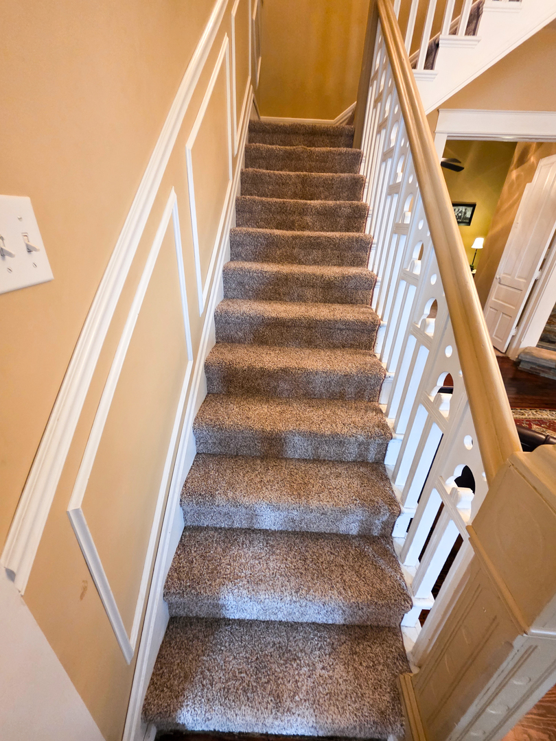 521 N Locust Street Property Photo 68