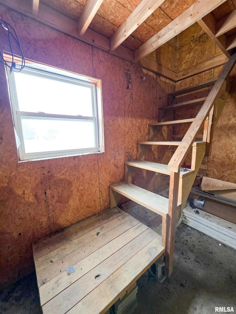 103 Watkins Street Property Photo 22