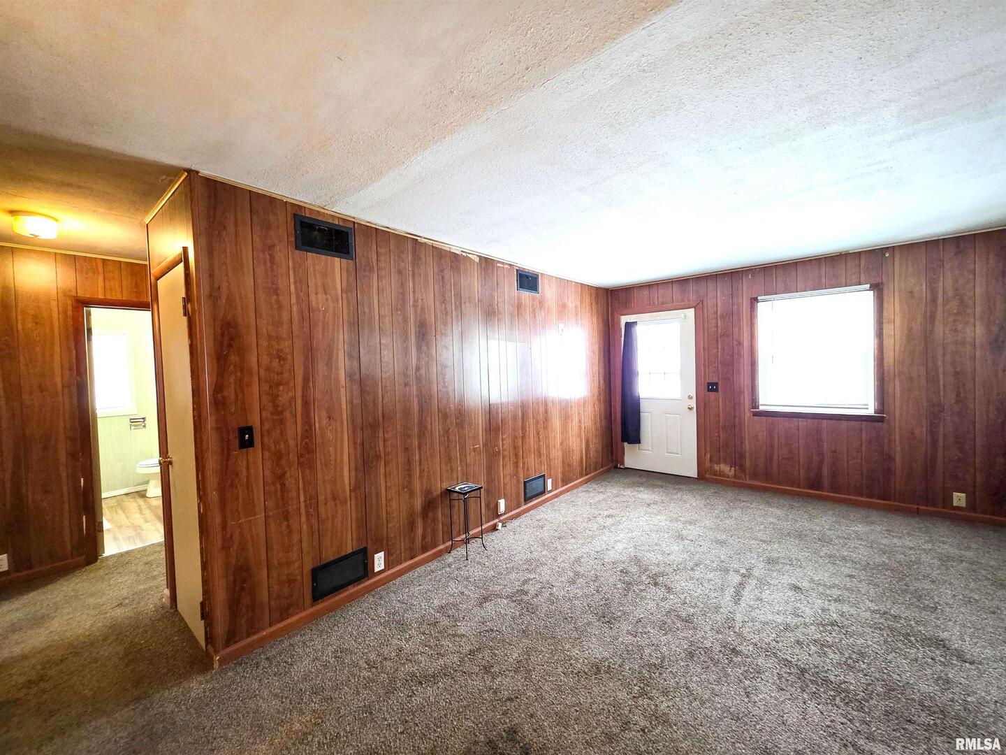 103 Watkins Street Property Photo 37