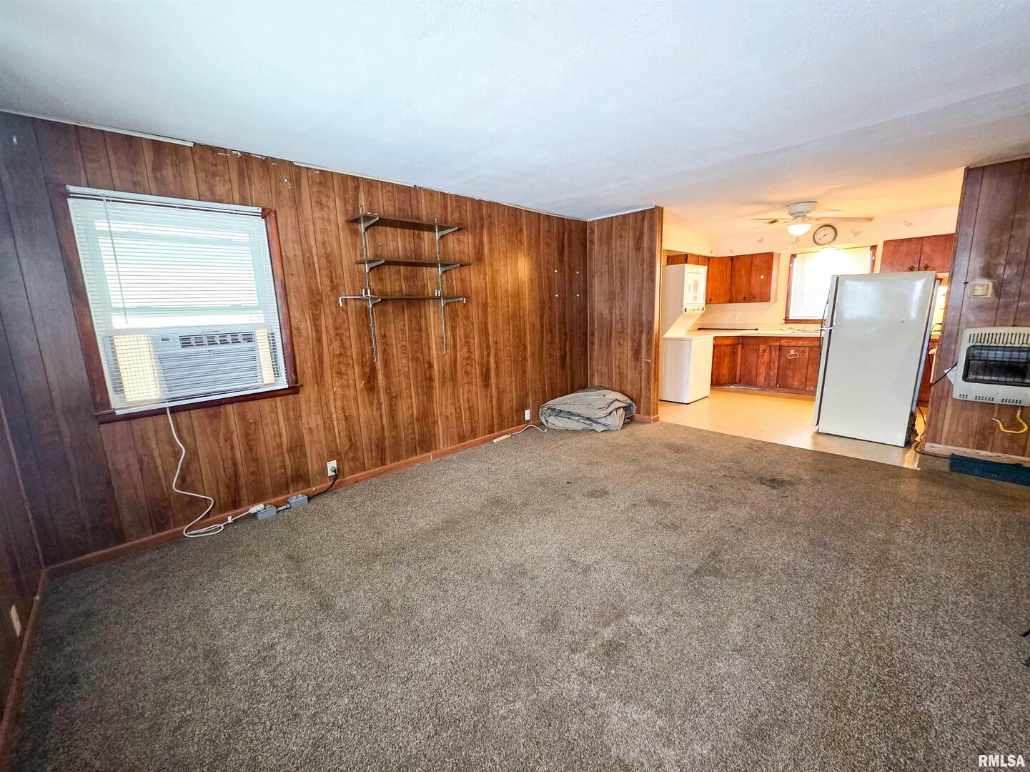 103 Watkins Street Property Photo 38