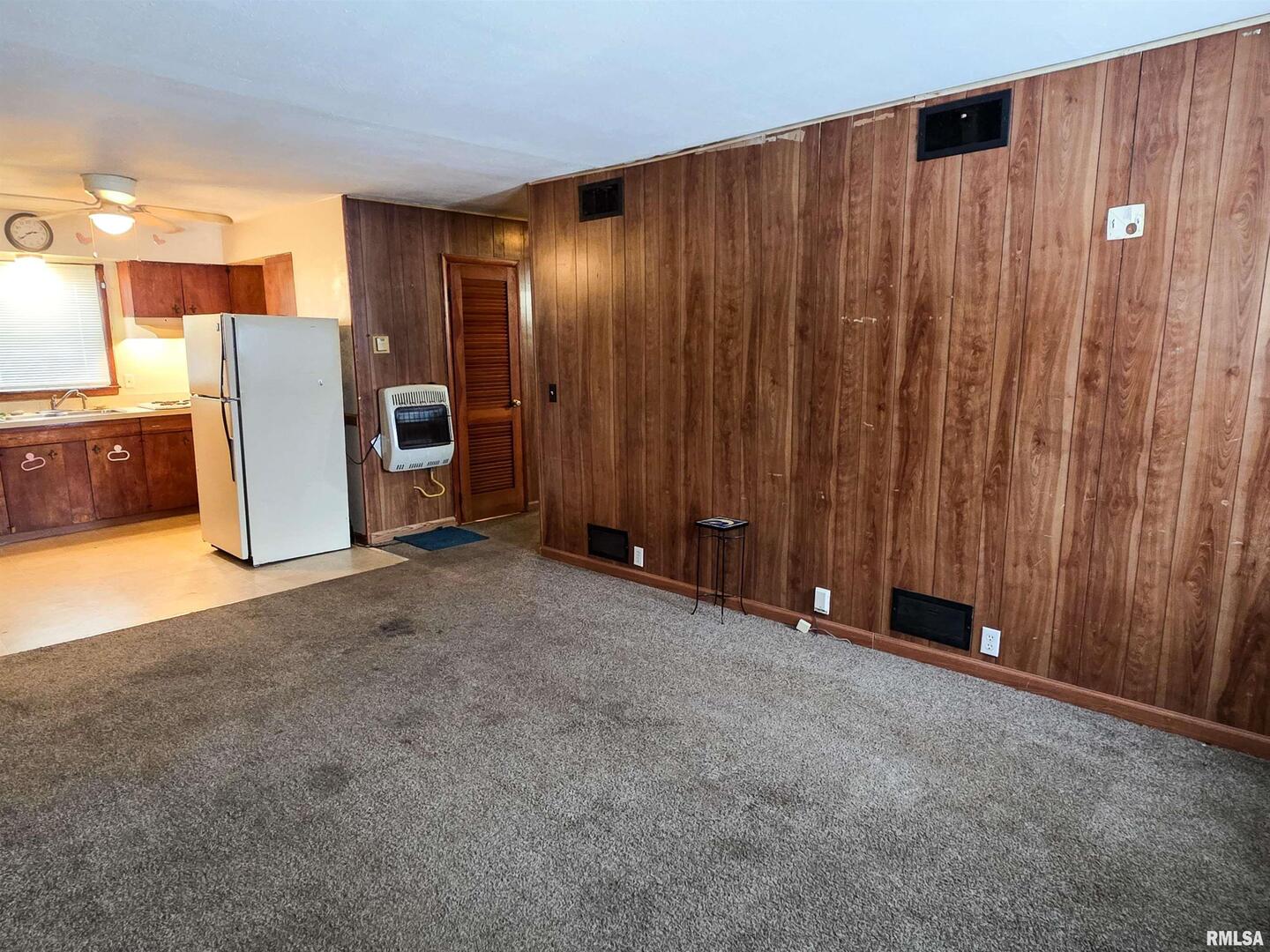 103 Watkins Street Property Photo 40