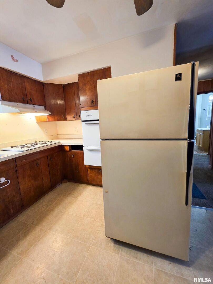 103 Watkins Street Property Photo 49