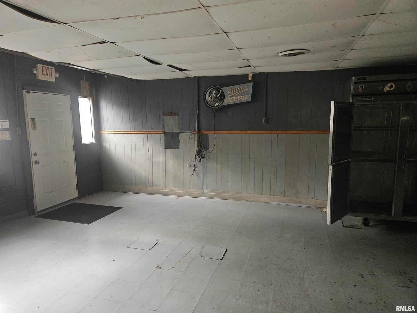 109 E Main Street Property Photo 22