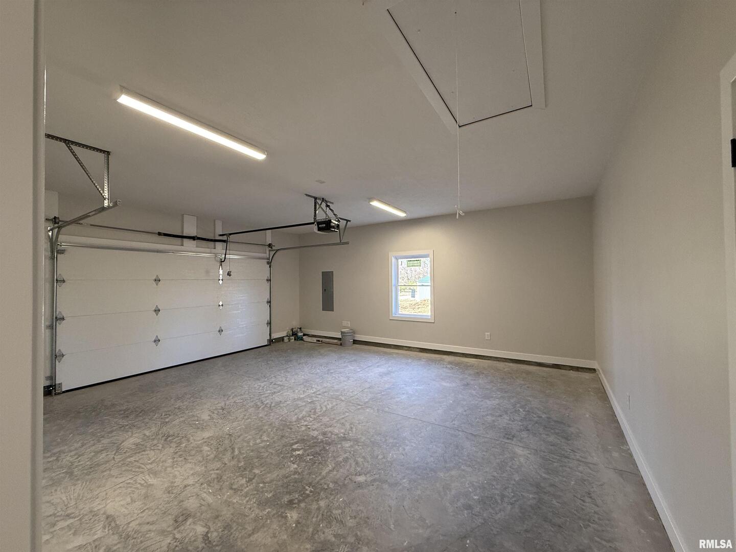 333 S Hanseman Street Property Photo 18