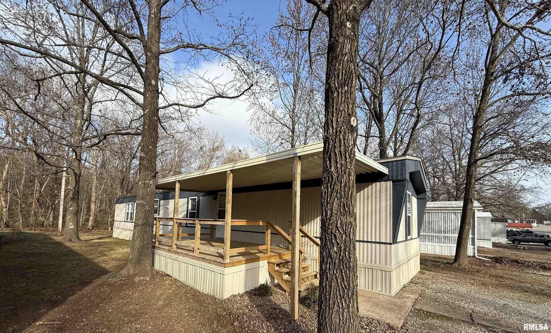 193 Oak Valley Drive Property Photo 3