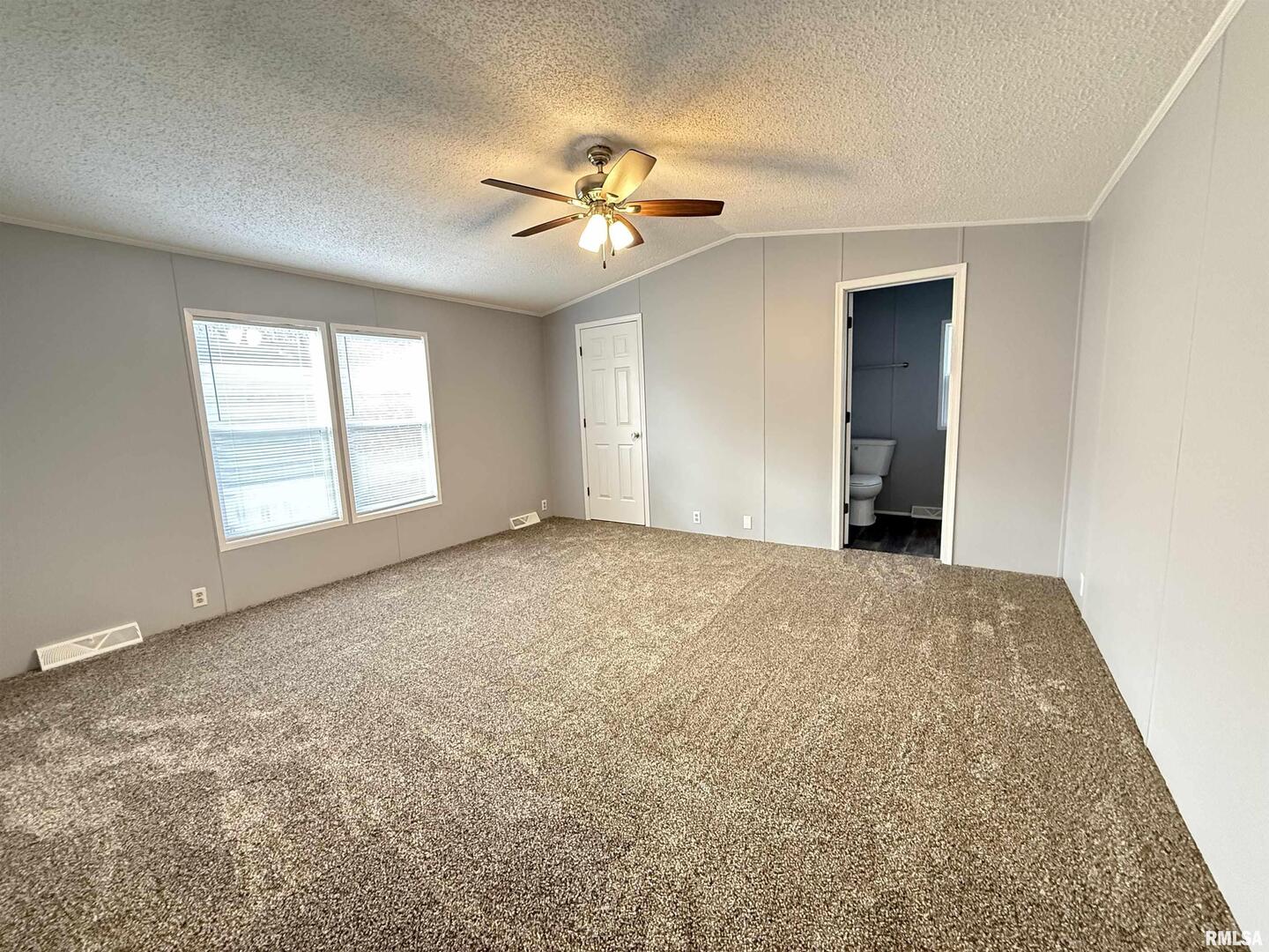 193 Oak Valley Drive Property Photo 11