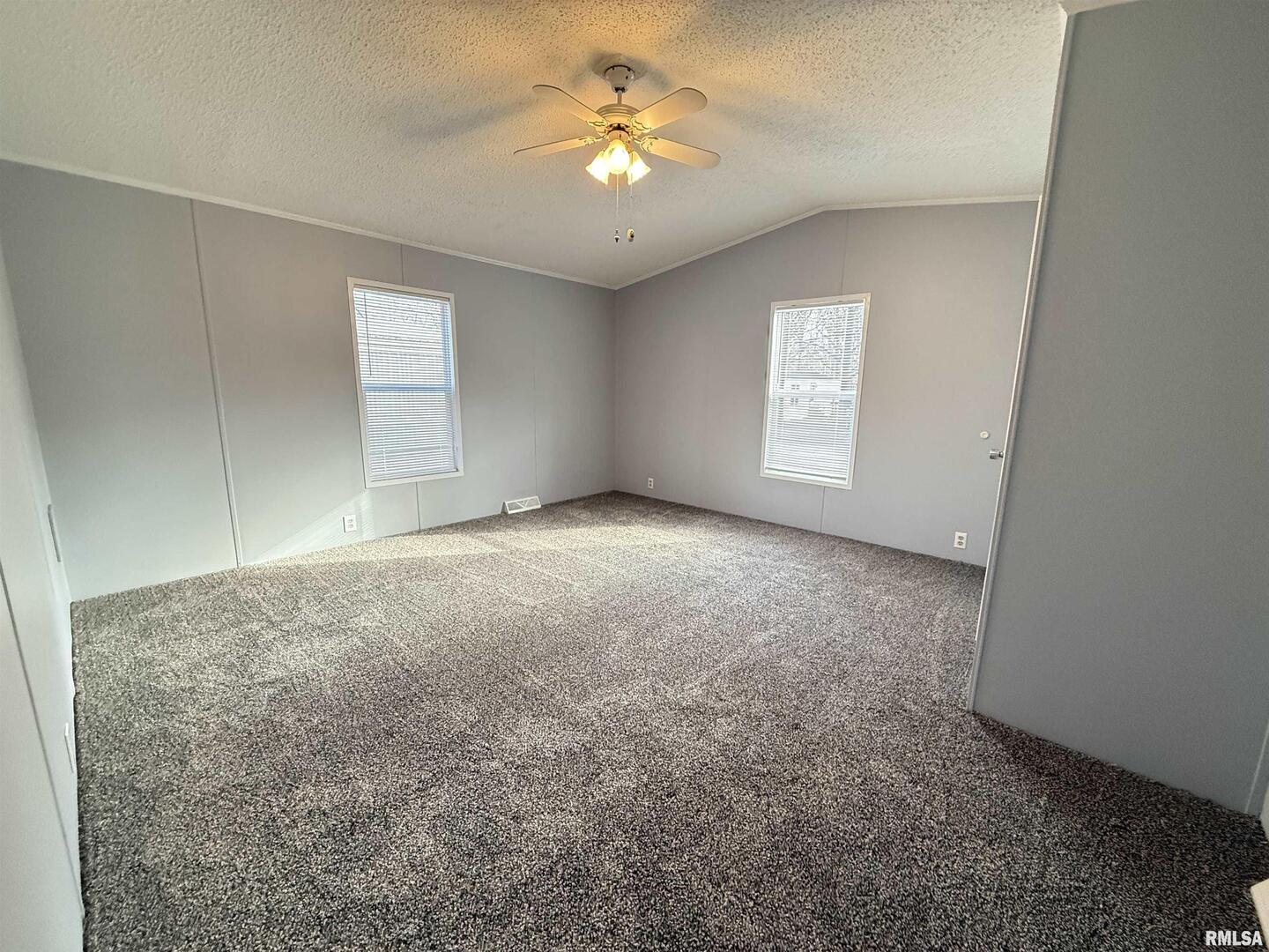 193 Oak Valley Drive Property Photo 15