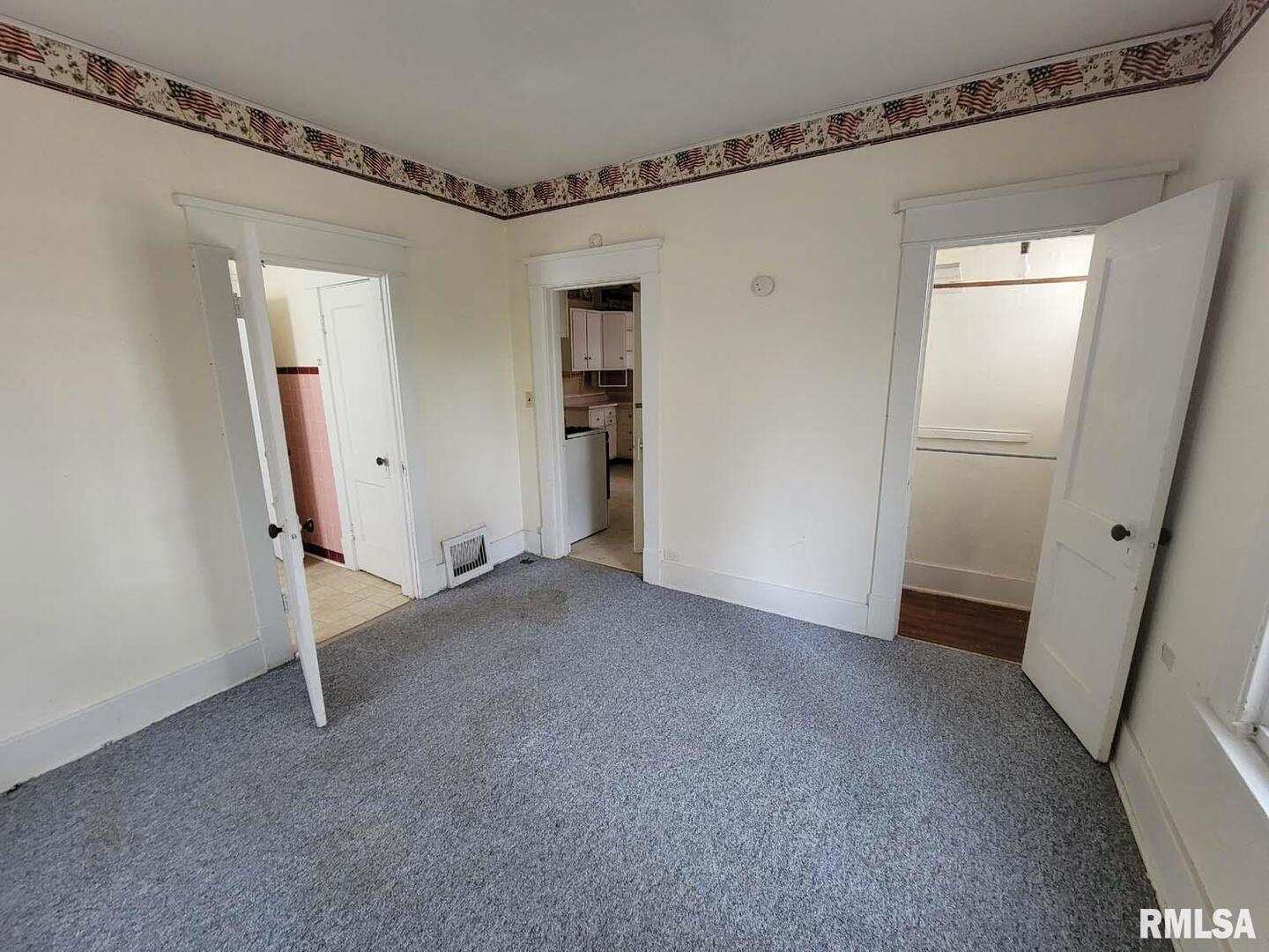 334 S Lincoln Boulevard Property Photo 13
