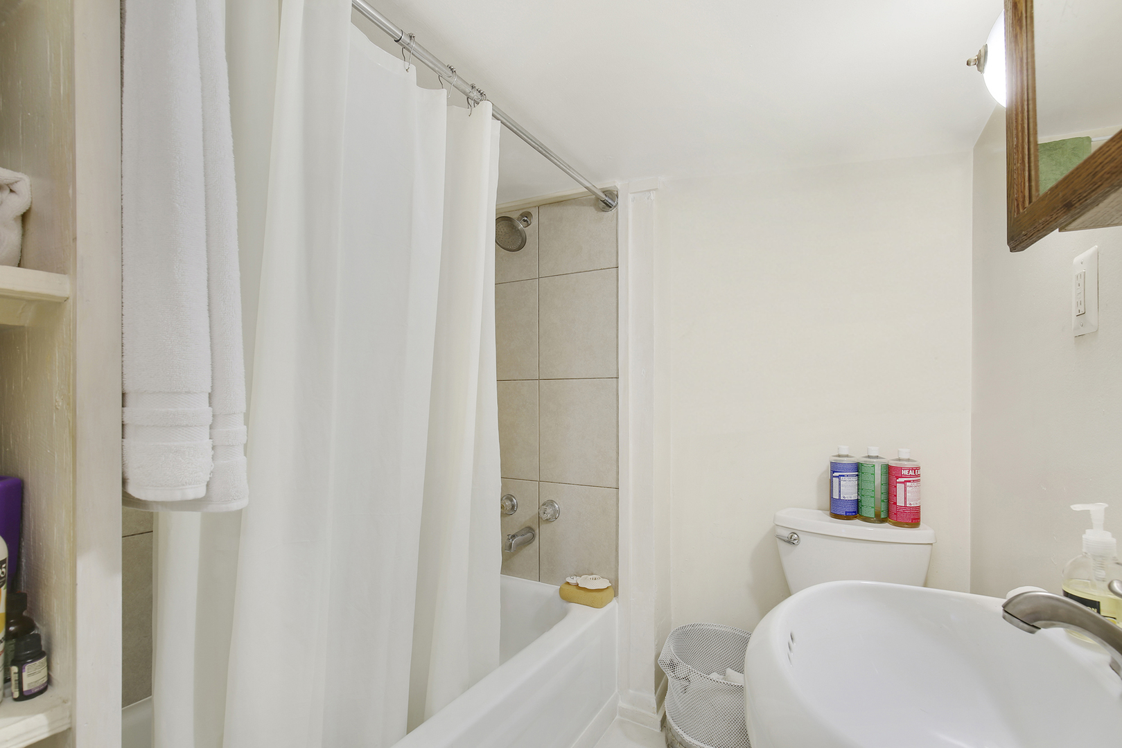 1816 S Jefferson Street Property Photo 8