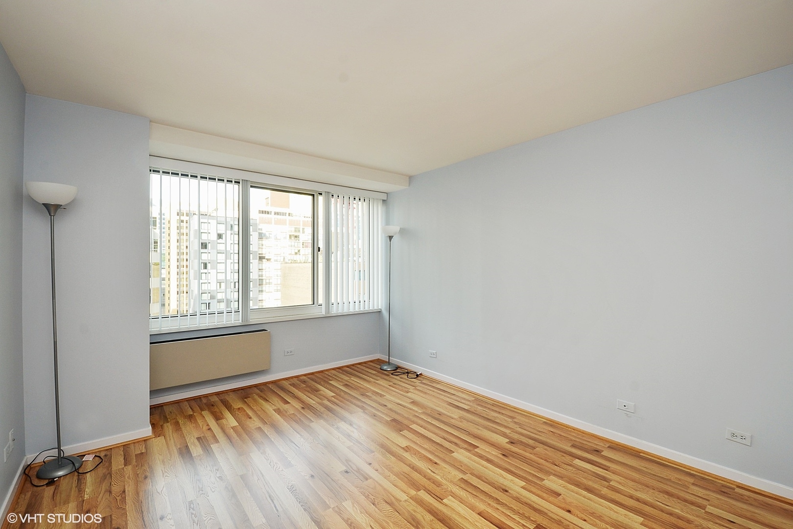 211 E Ohio St Property Photo 6