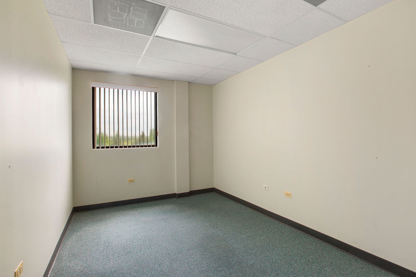 100 S Atkinson Road 202 Property Photo 23