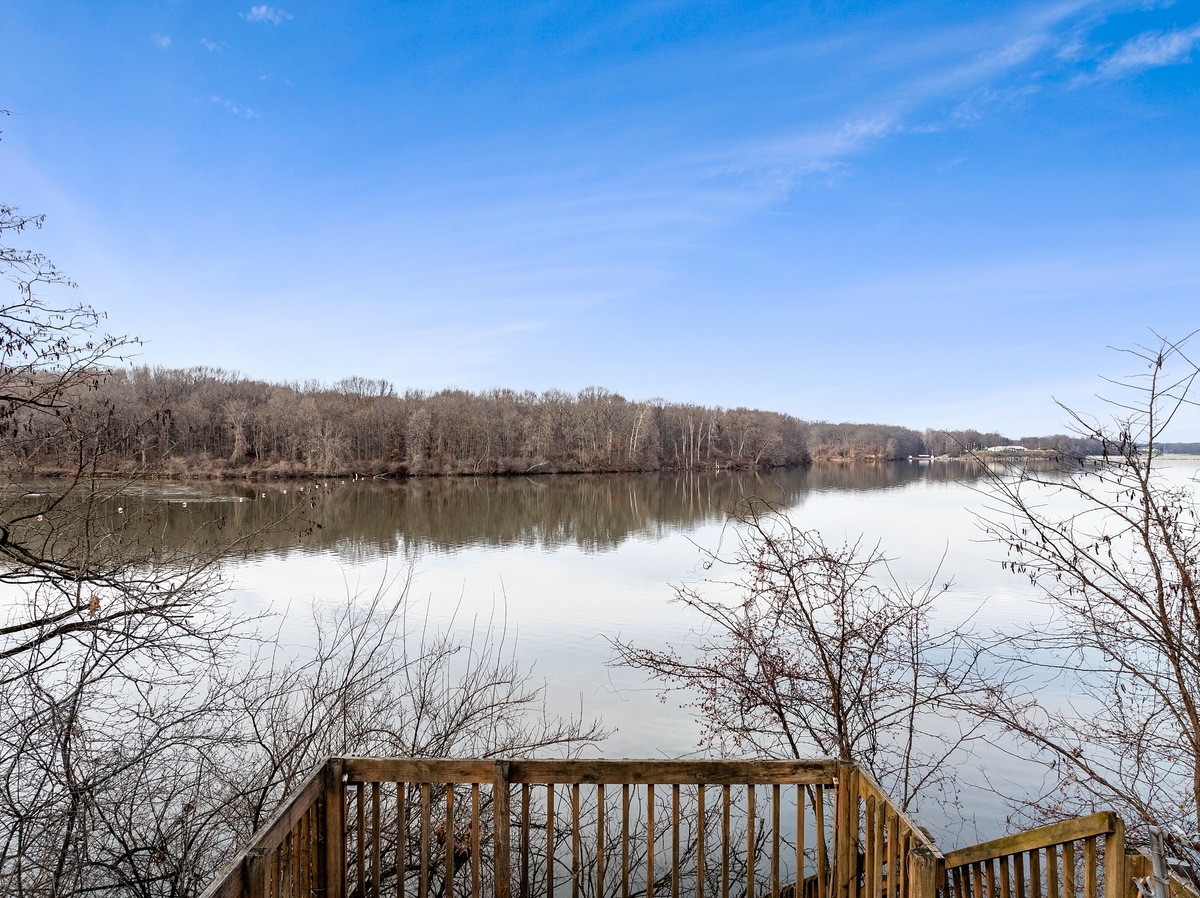 1210 Lakeridge Court Property Photo 25